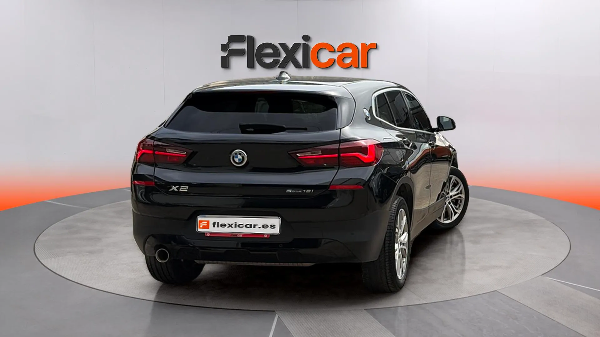 BMW X2 sDrive18i - foto 8