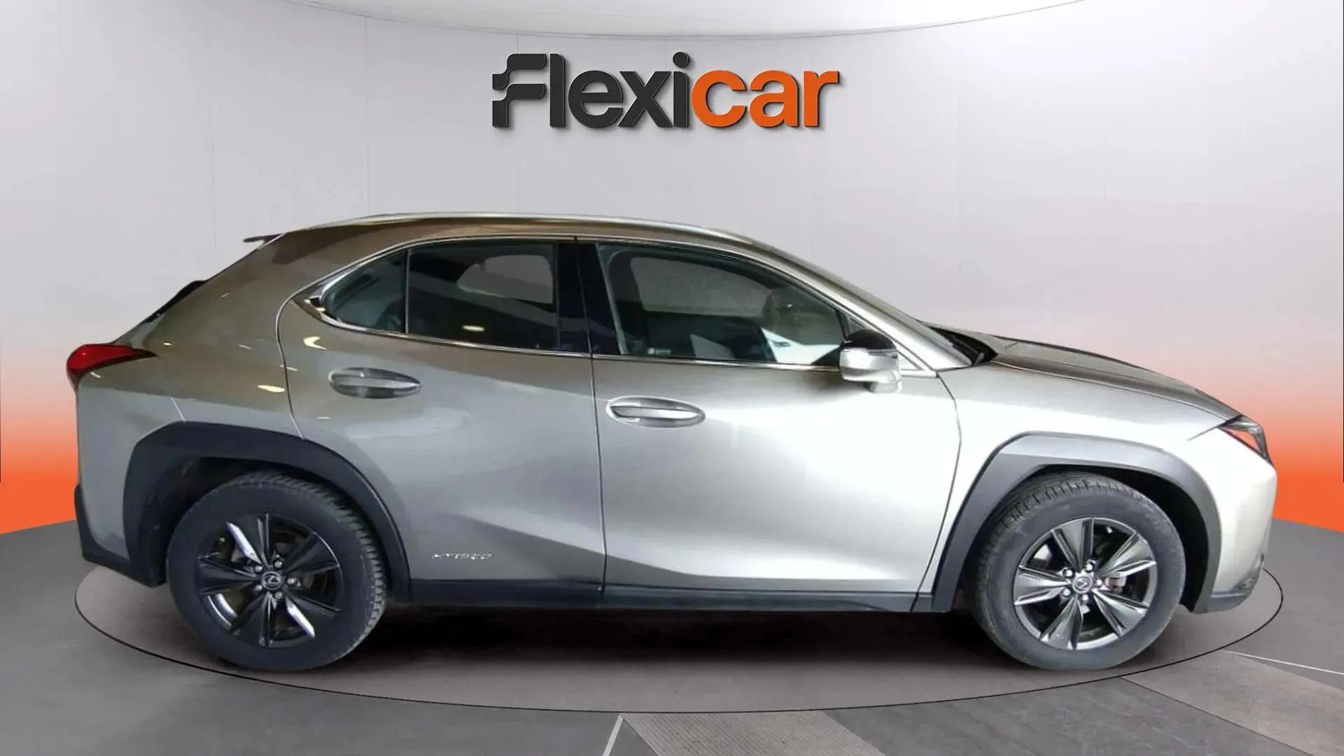 Lexus UX 2.0 250h Business - foto 3