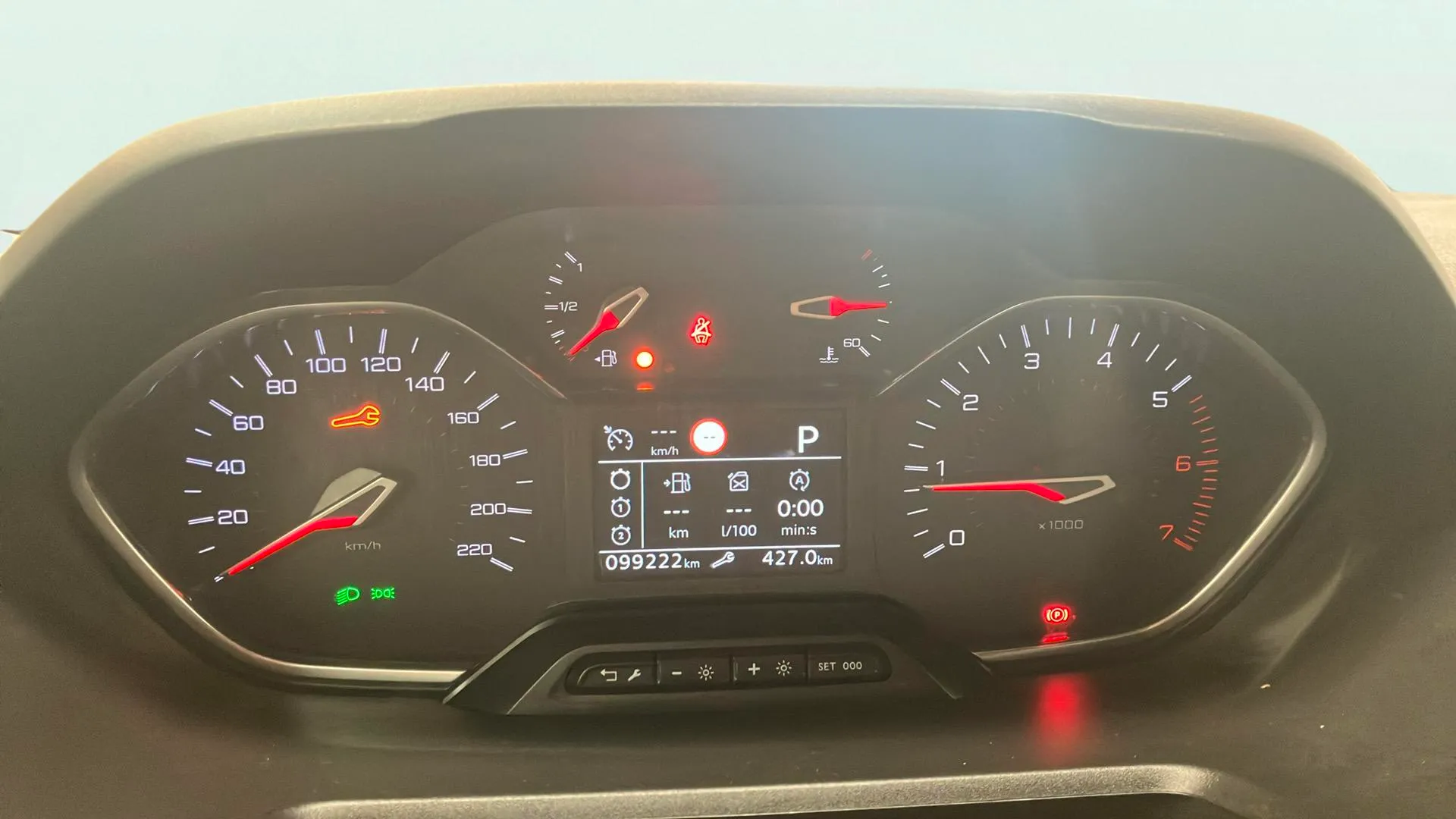 Peugeot Rifter Active Standard BlueHDi EAT8 - foto 13