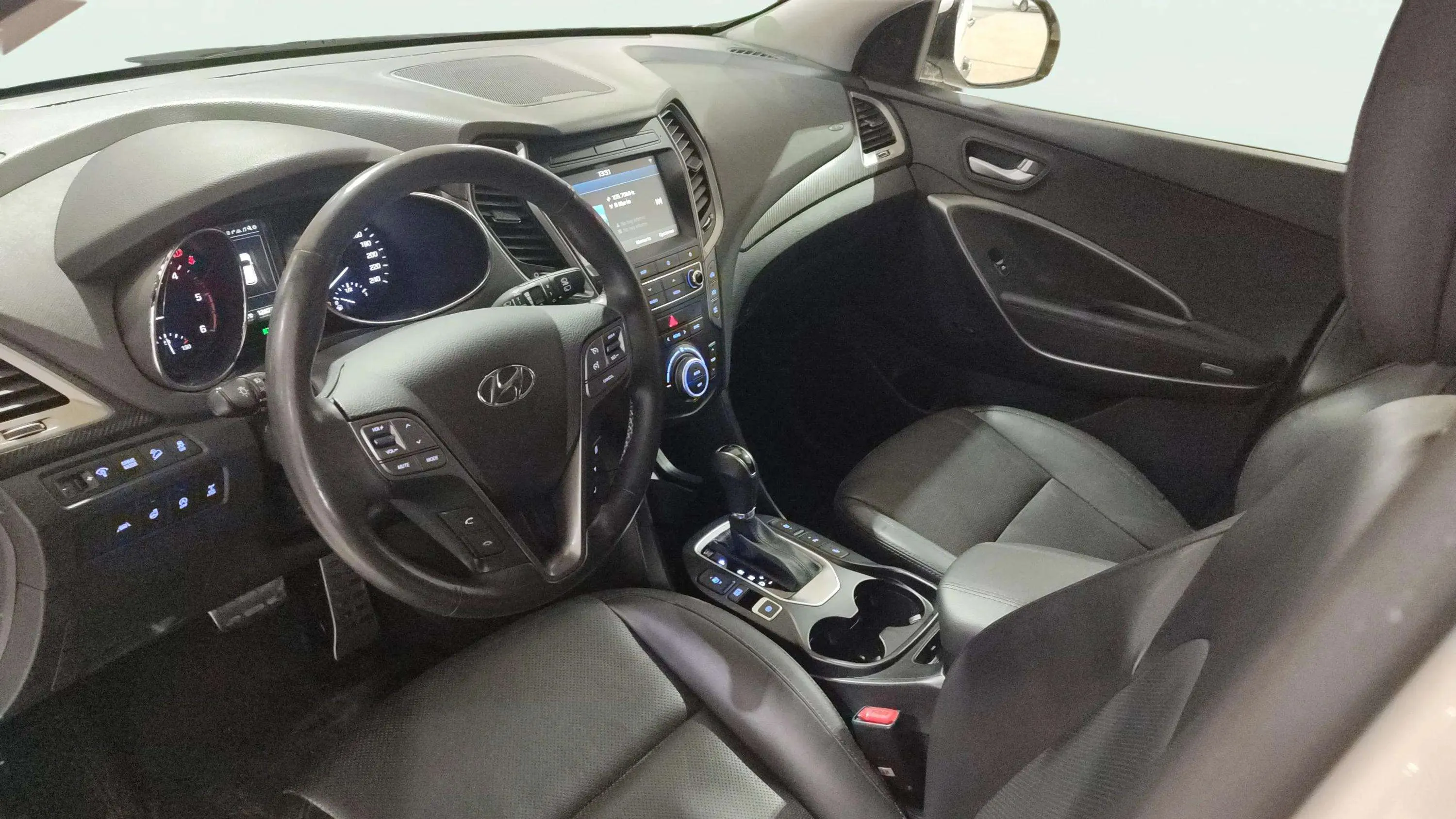 Hyundai Santa Fe 2.2 CRDi Style 4x4 7S - foto 7