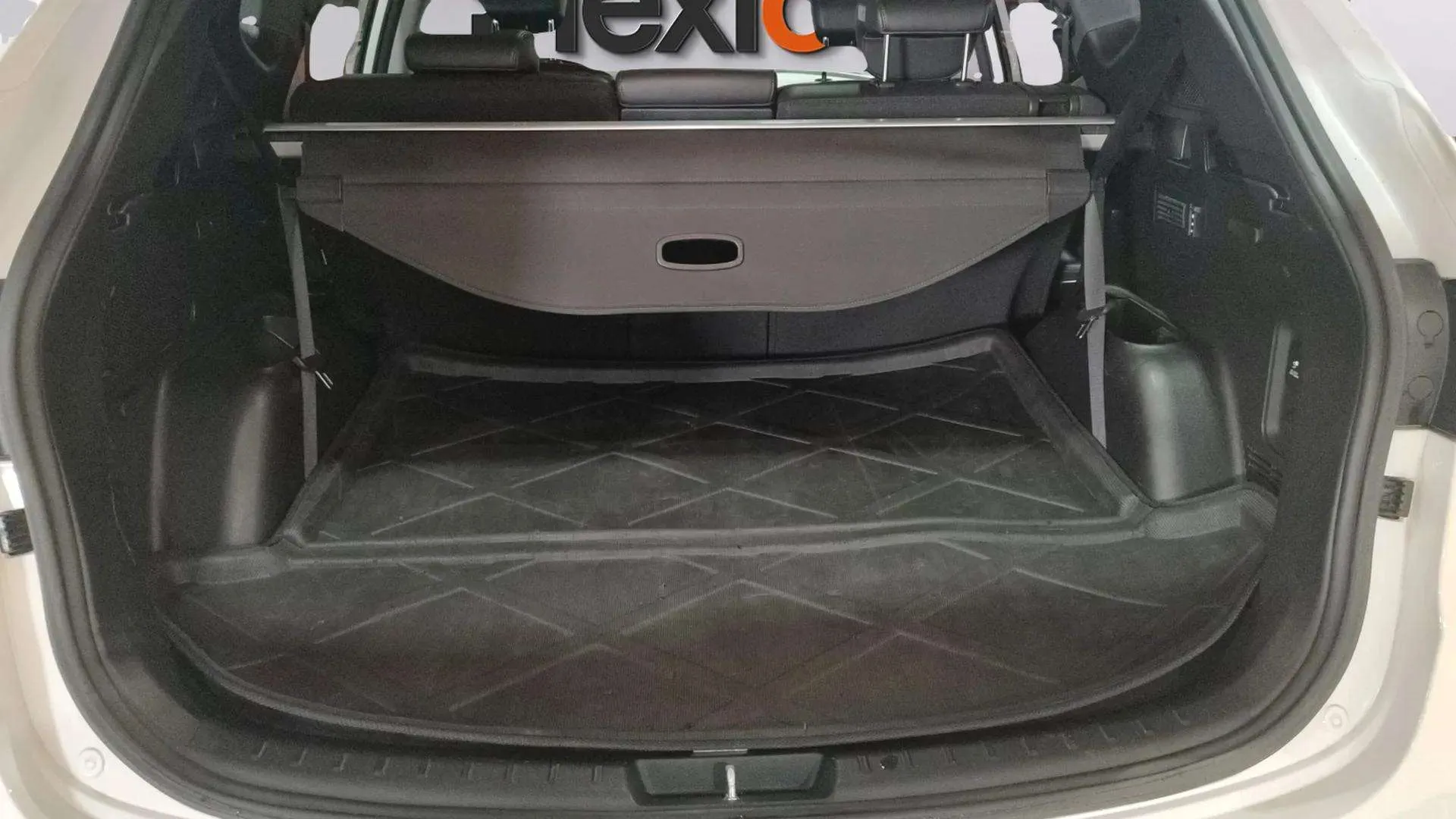 Hyundai Santa Fe 2.2 CRDi Style 4x4 7S - foto 31
