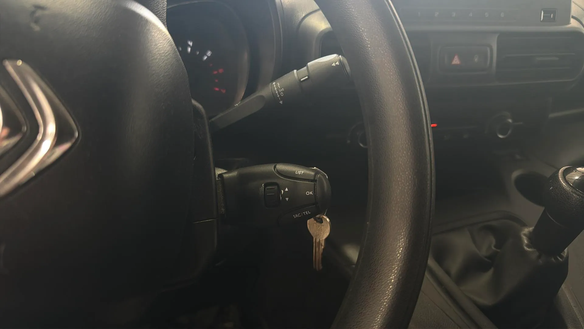 Citroën Berlingo Talla M BlueHDi 100 Live Pack - foto 13