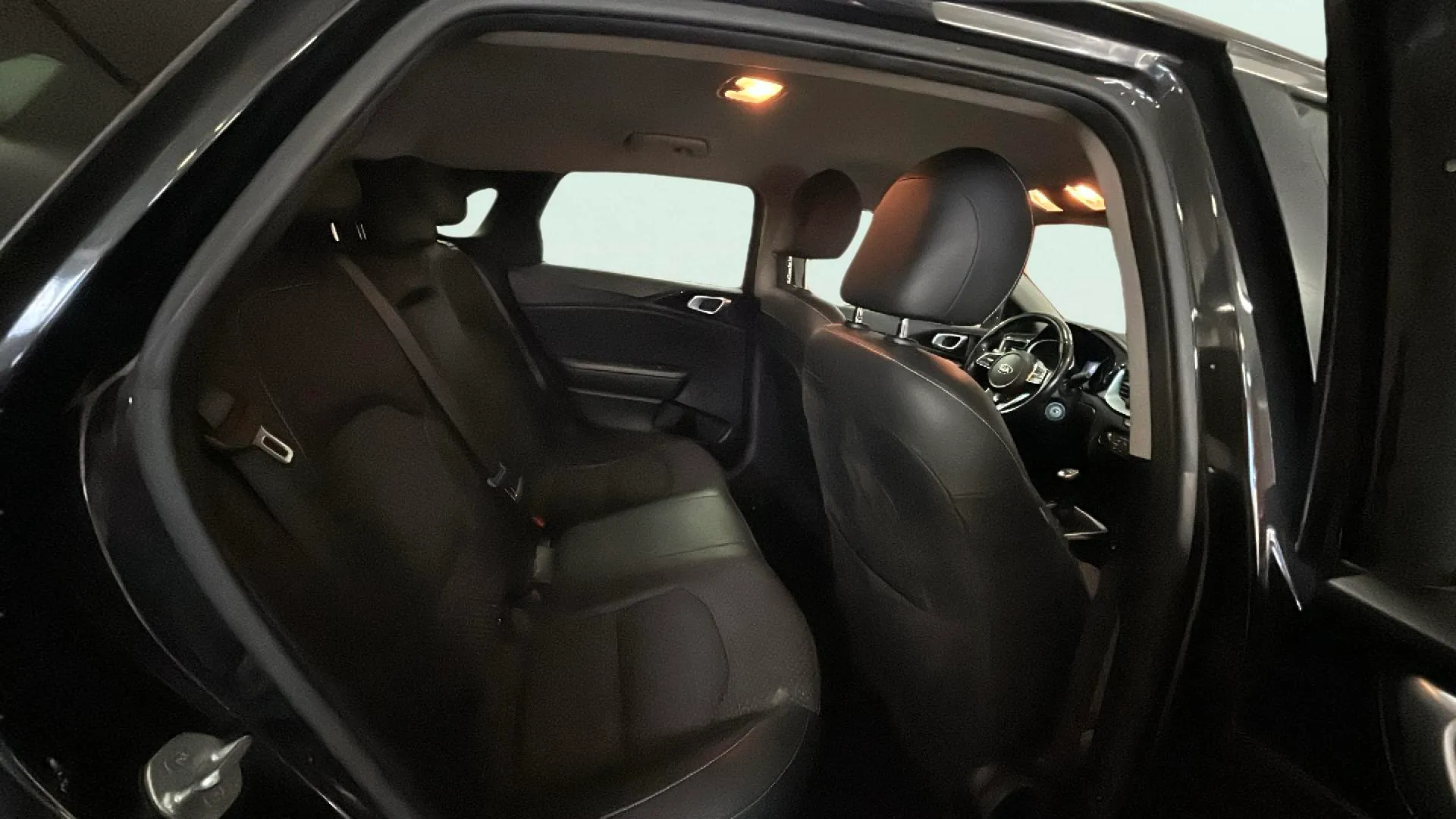 Kia Ceed 1.6 MHEV iMT Business - foto 12