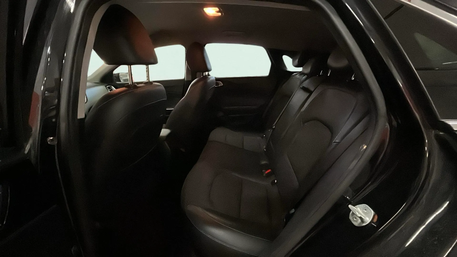 Kia Ceed 1.6 MHEV iMT Business - foto 11