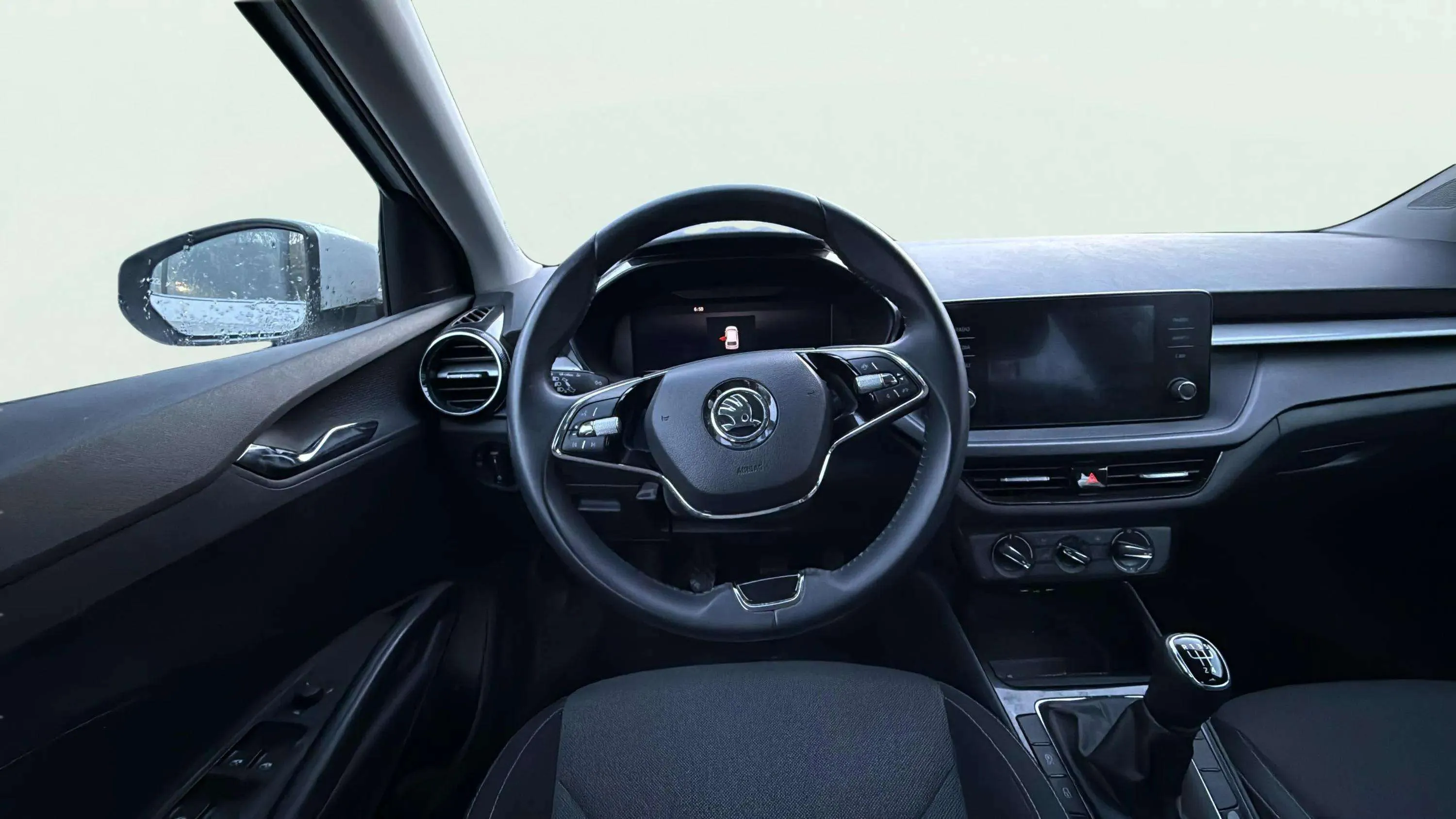 Škoda Fabia 1.0 TSI Ambition - foto 12