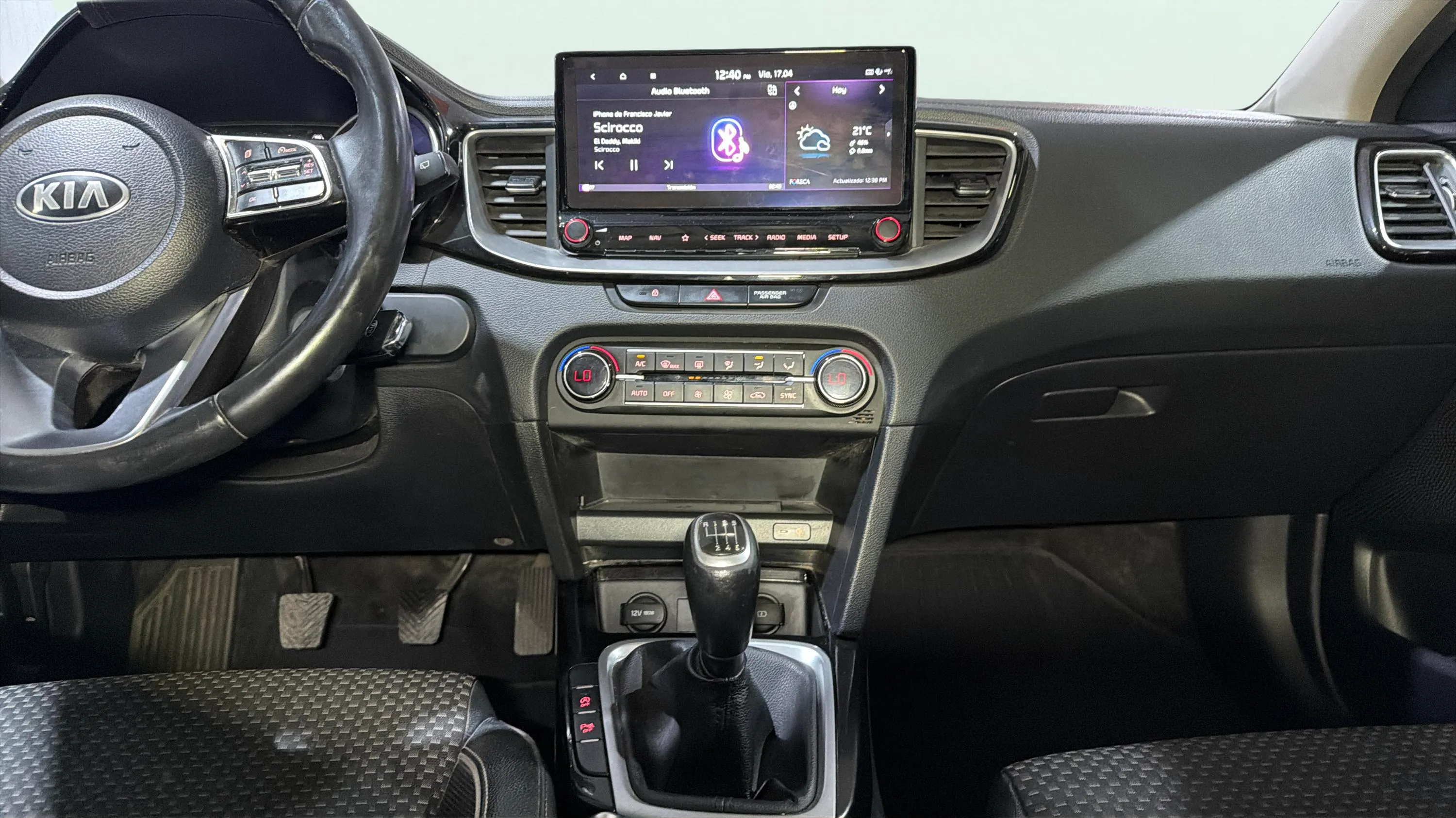Kia Ceed 1.0 T-GDi Concept - foto 10