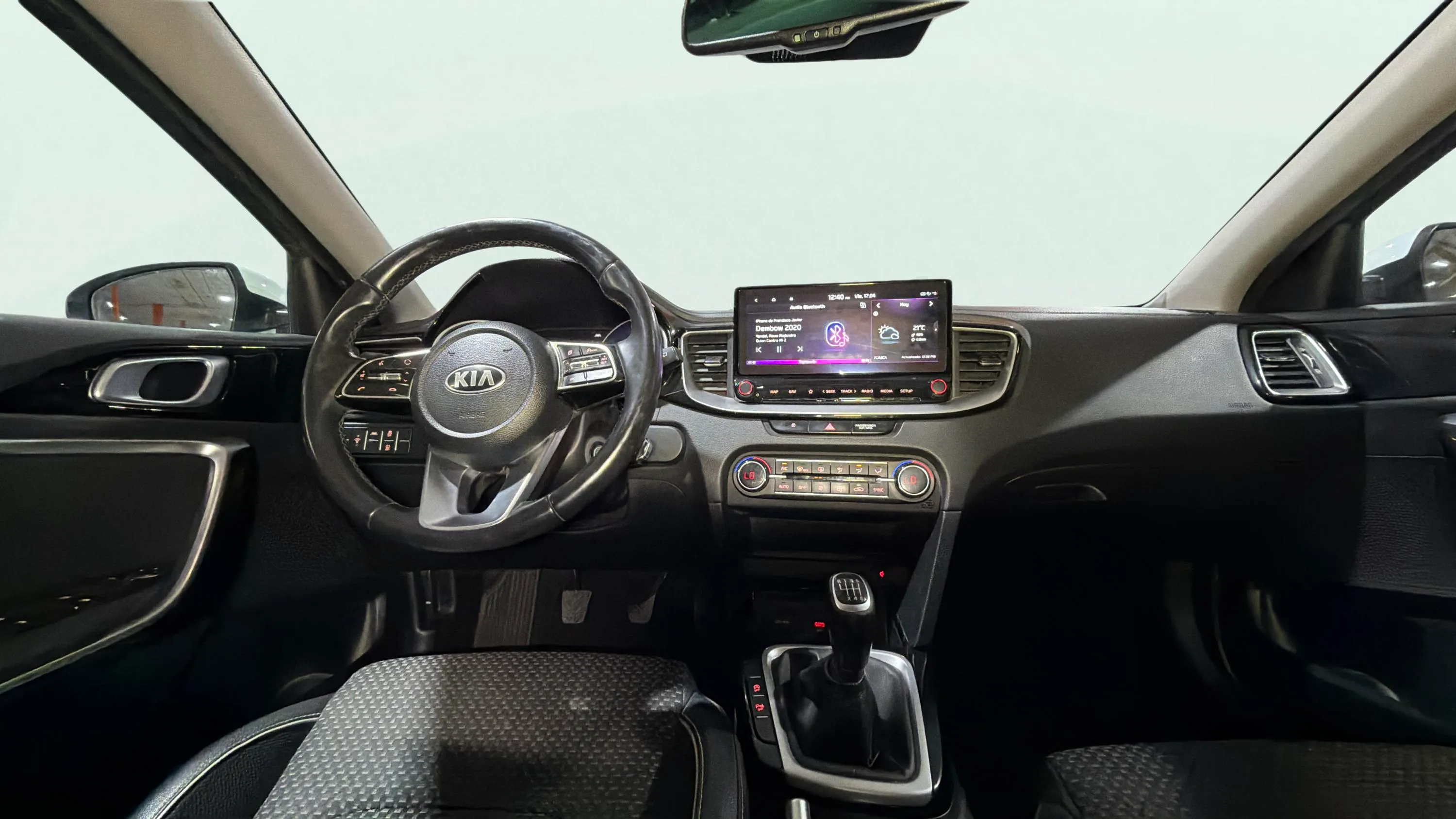 Kia Ceed 1.0 T-GDi Concept - foto 9