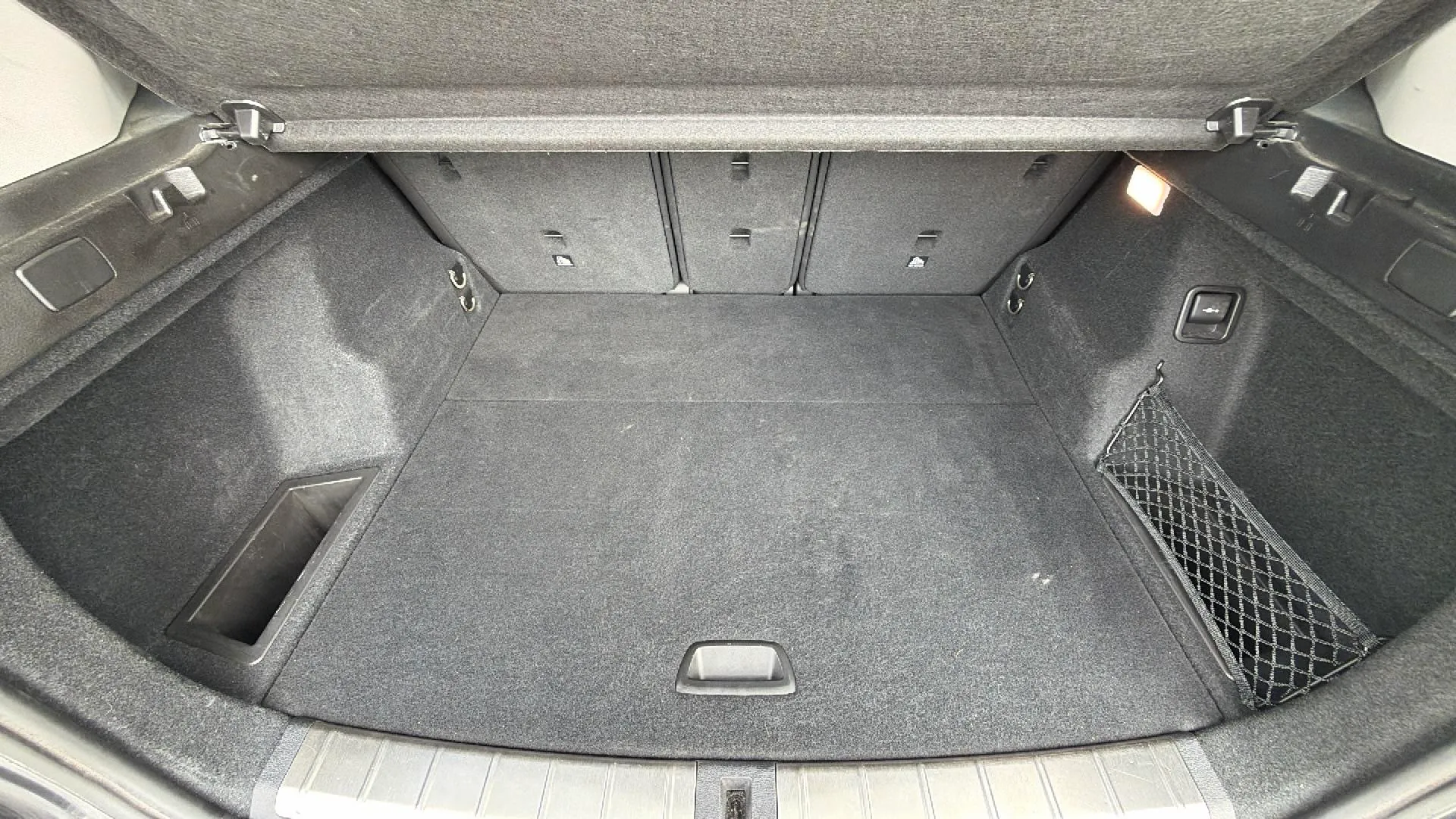 BMW X1 sDrive18d - foto 9