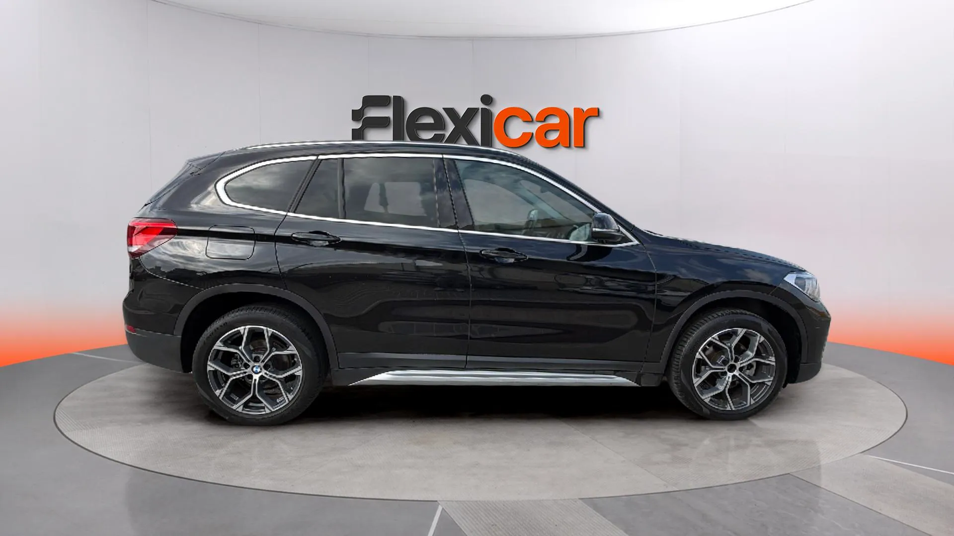 BMW X1 sDrive18d - foto 7
