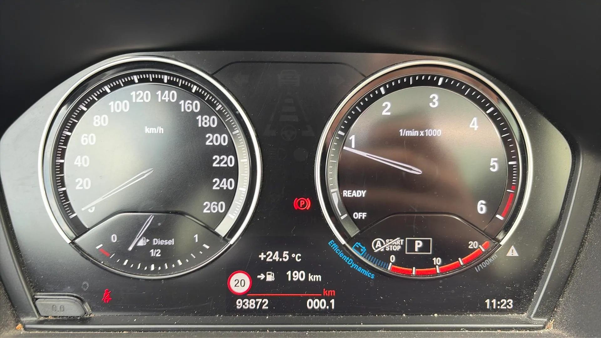 BMW X1 sDrive18d - foto 16