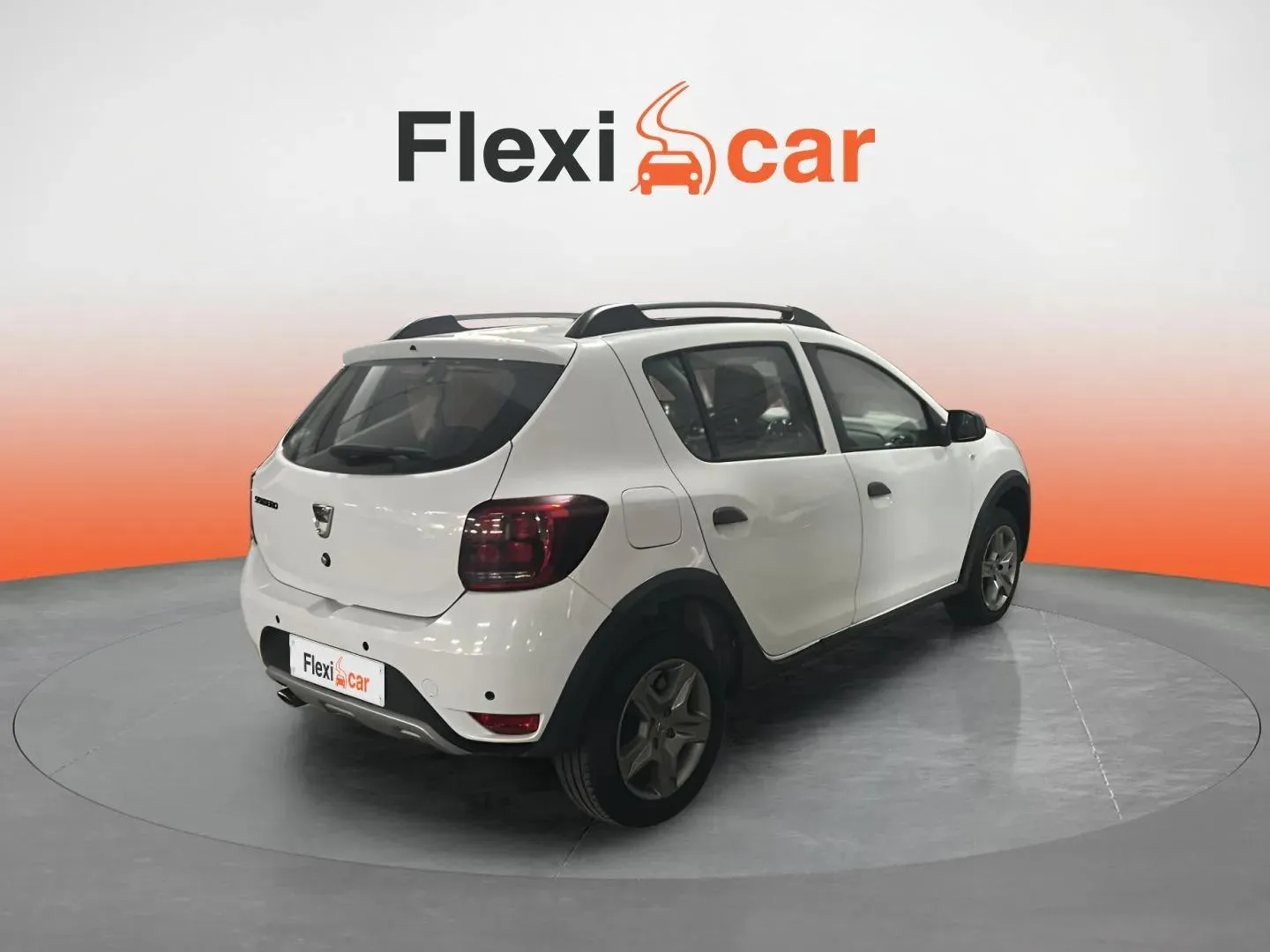Dacia Sandero Stepway Comfort TCe - foto 6