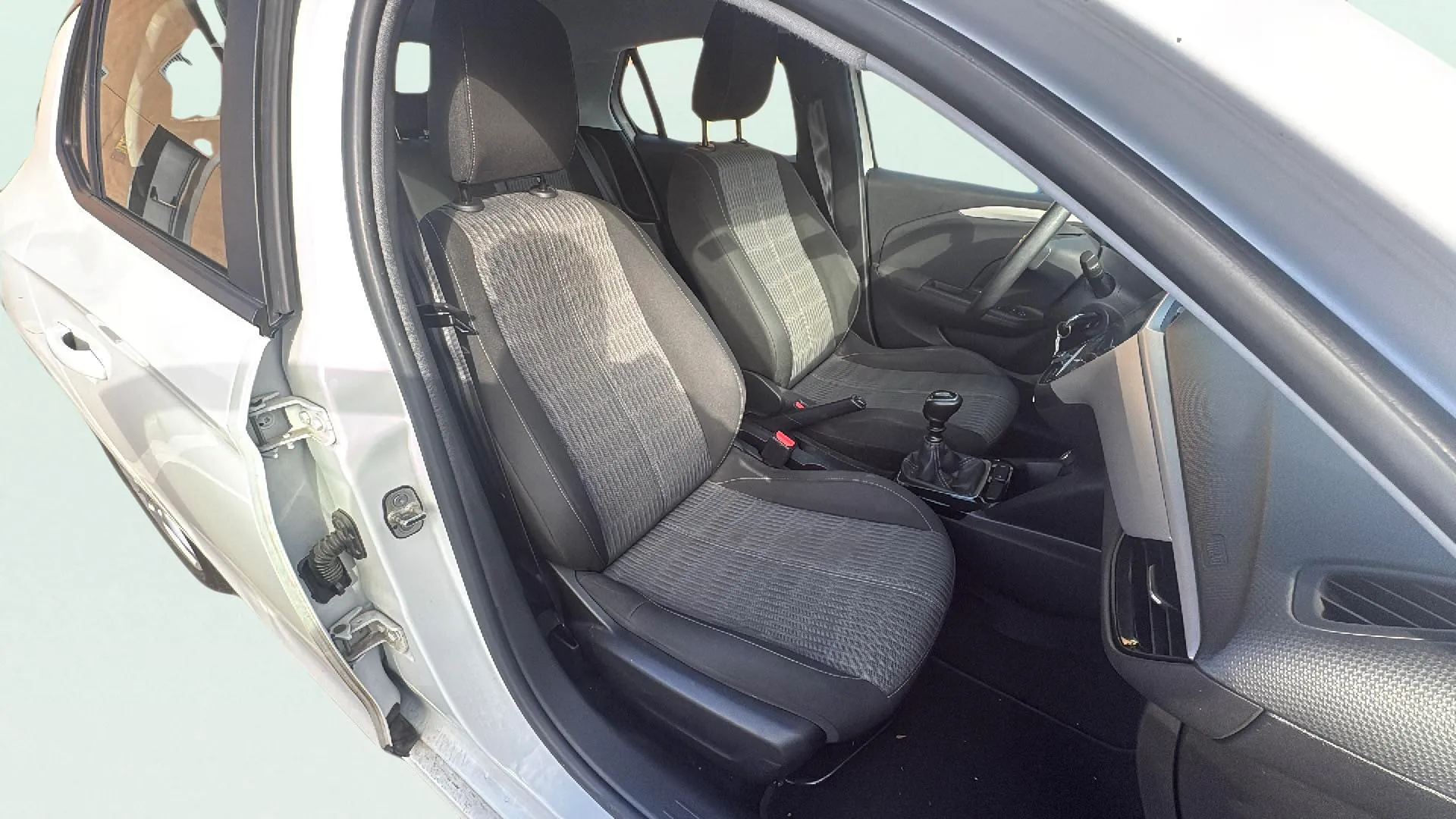 Opel Corsa 1.2 XEL Edition - foto 8
