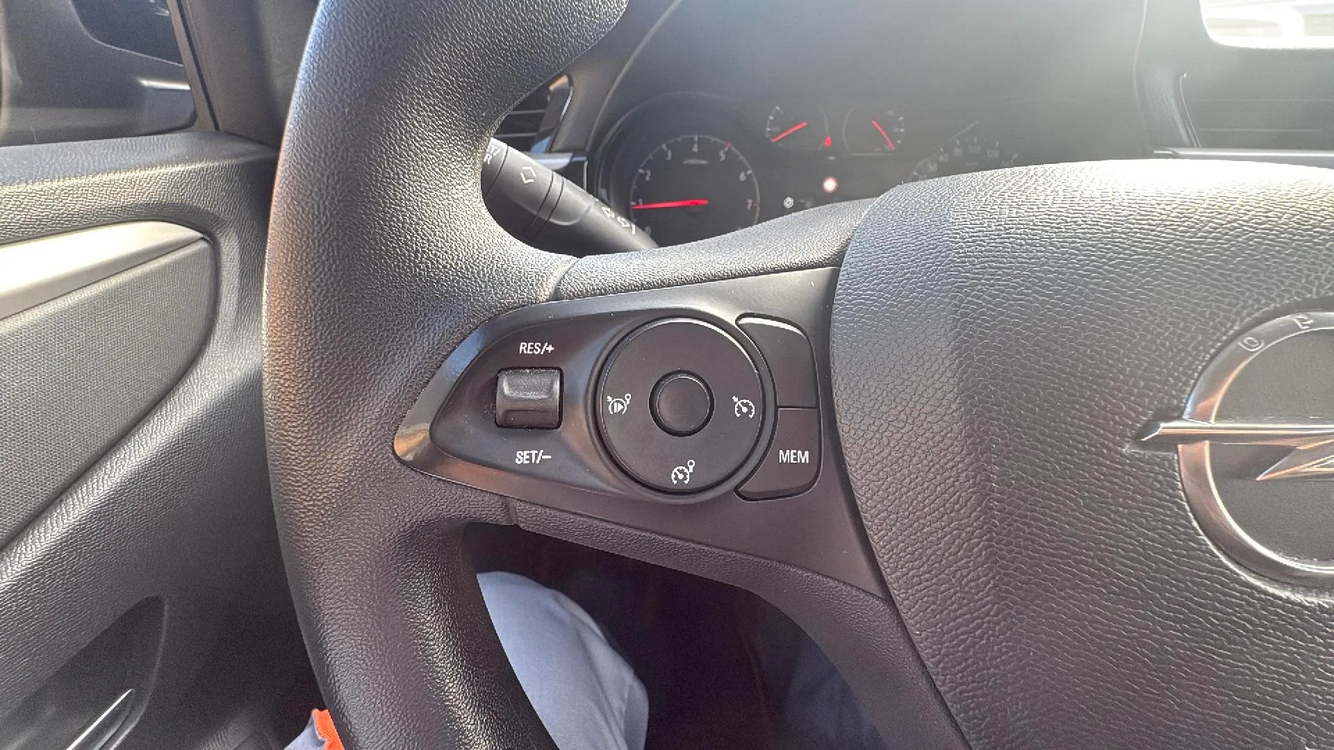 Opel Corsa 1.2 XEL Edition - foto 15