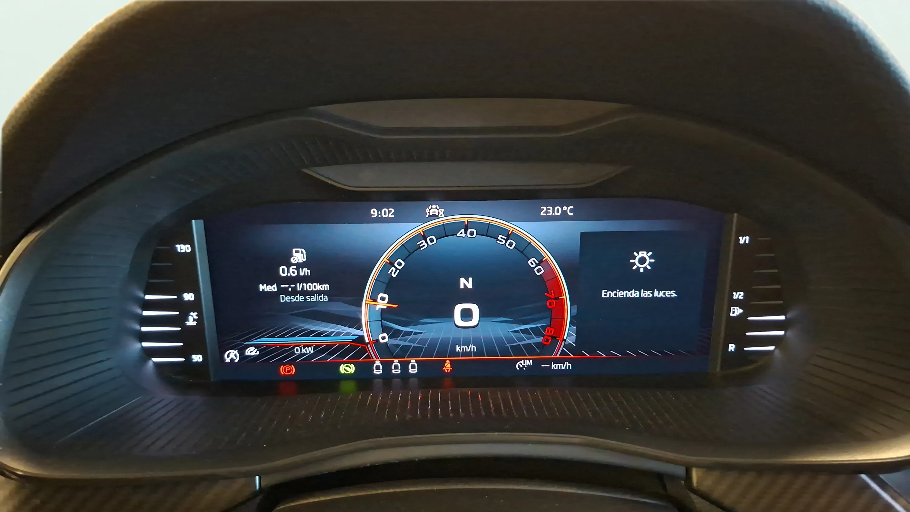 Škoda Kamiq 1.0 TSI DSG Montecarlo - foto 10