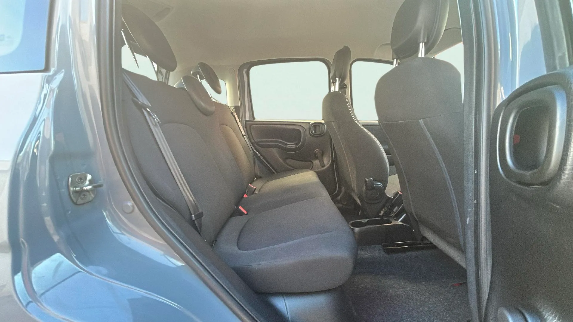 Fiat Panda Hybrid 1.0 - foto 13