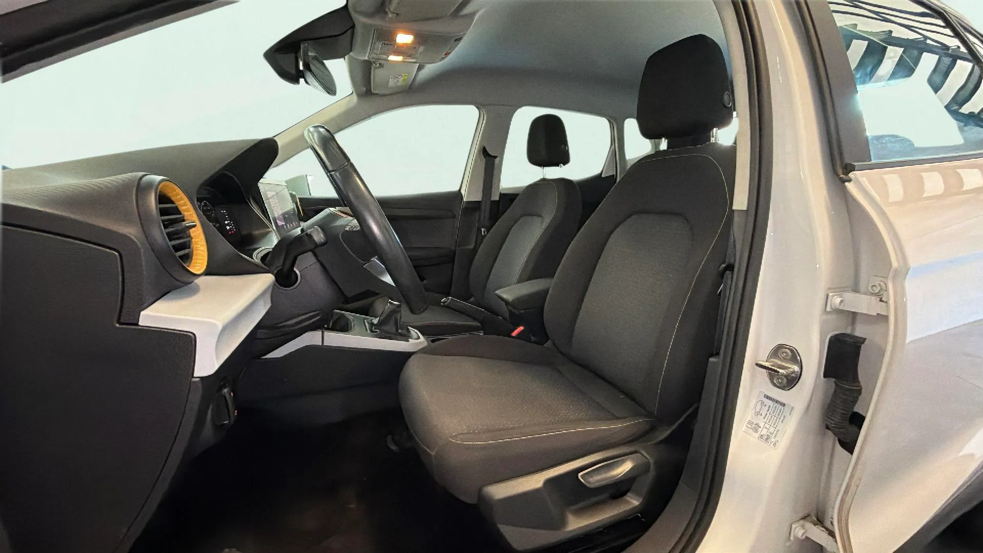 SEAT Arona 1.0 TSI Style XL - foto 20