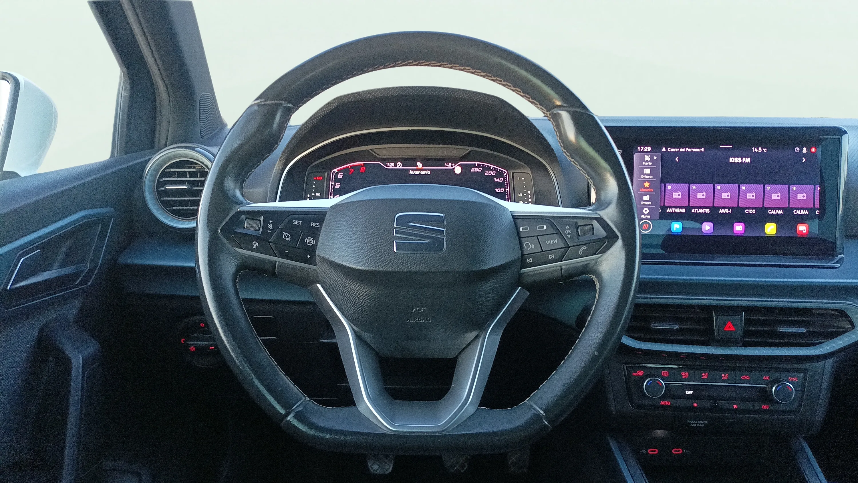 SEAT Arona 1.0 TSI Xperience XL - foto 13
