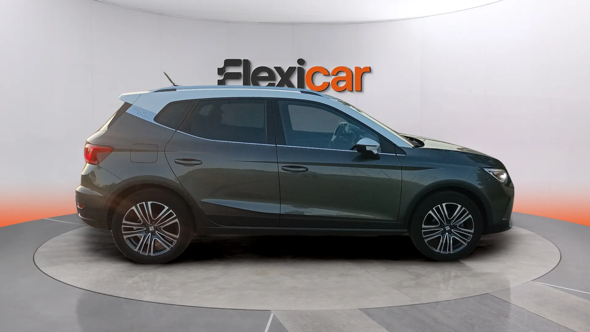 SEAT Arona 1.0 TSI Xperience XL - foto 8