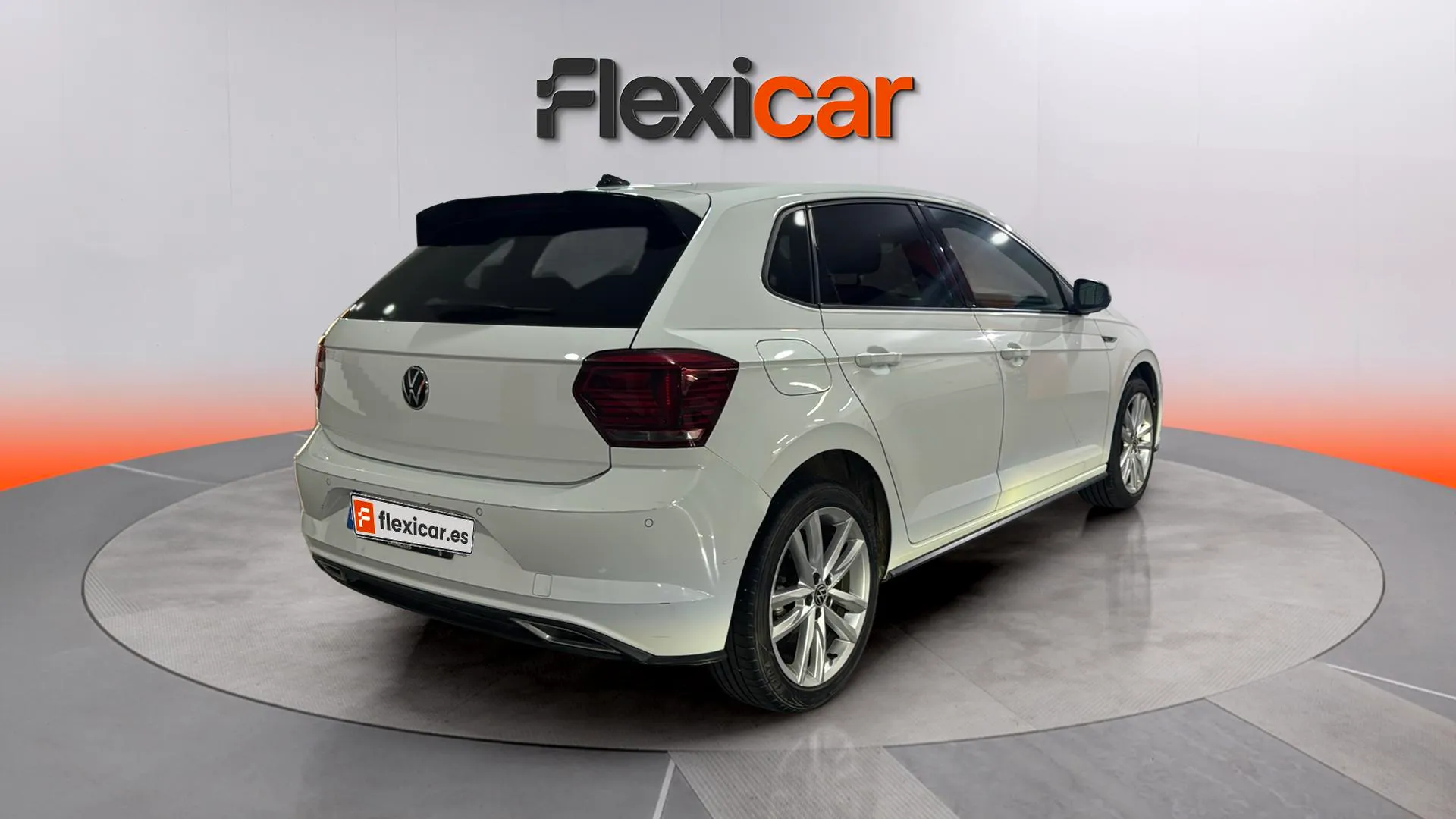 Volkswagen Polo R-Line 1.0 TSI DSG - foto 7
