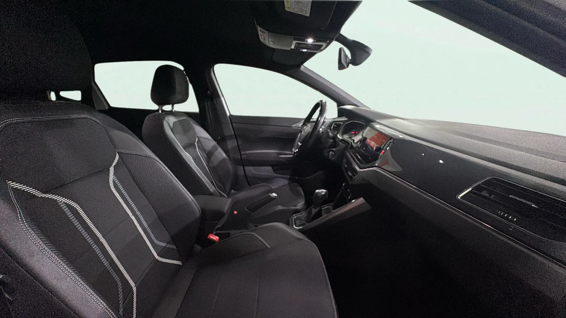 Volkswagen Polo R-Line 1.0 TSI DSG - foto 14