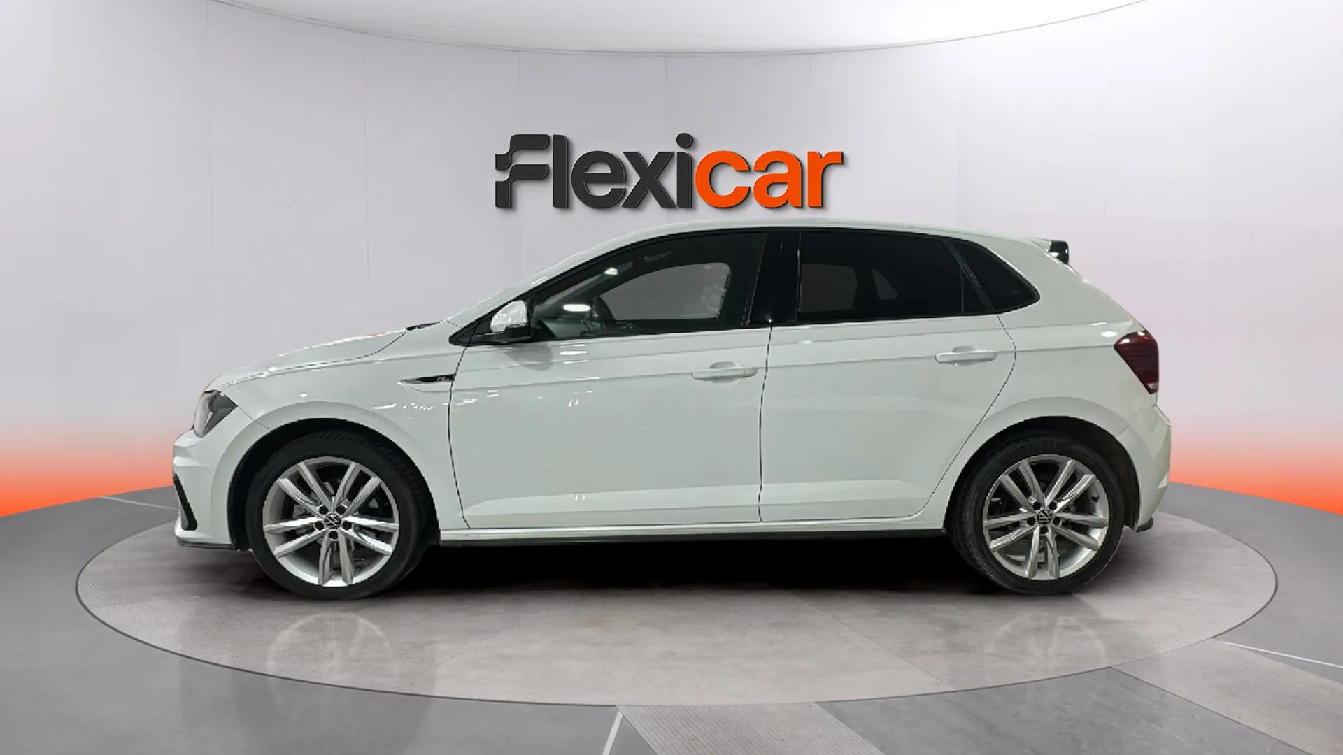 Volkswagen Polo R-Line 1.0 TSI DSG - foto 4