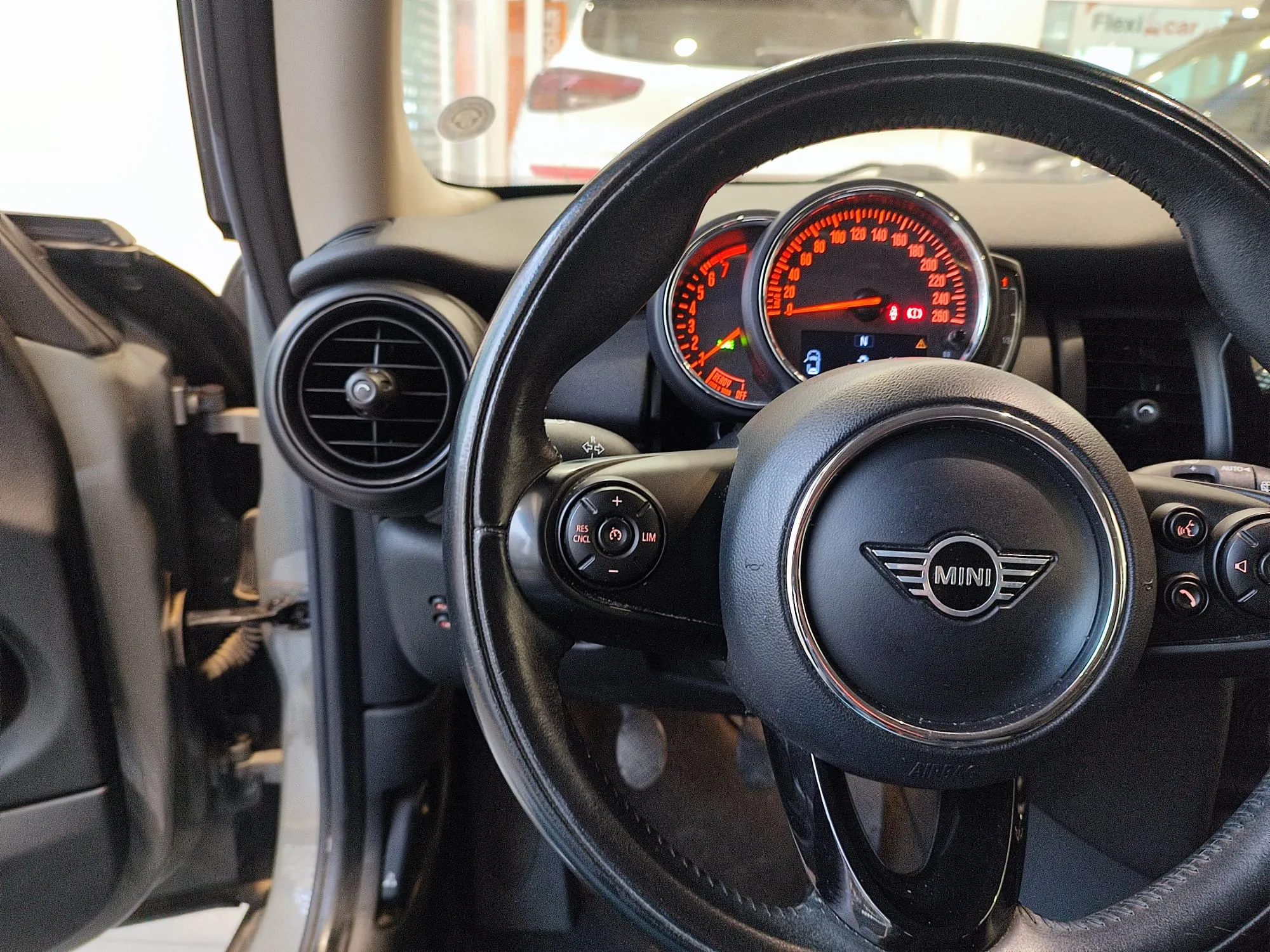 MINI One 1499 cm³ - foto 19