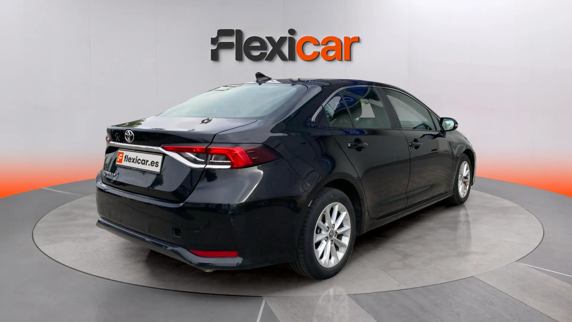 Toyota Corolla 140H Active Plus - foto 7