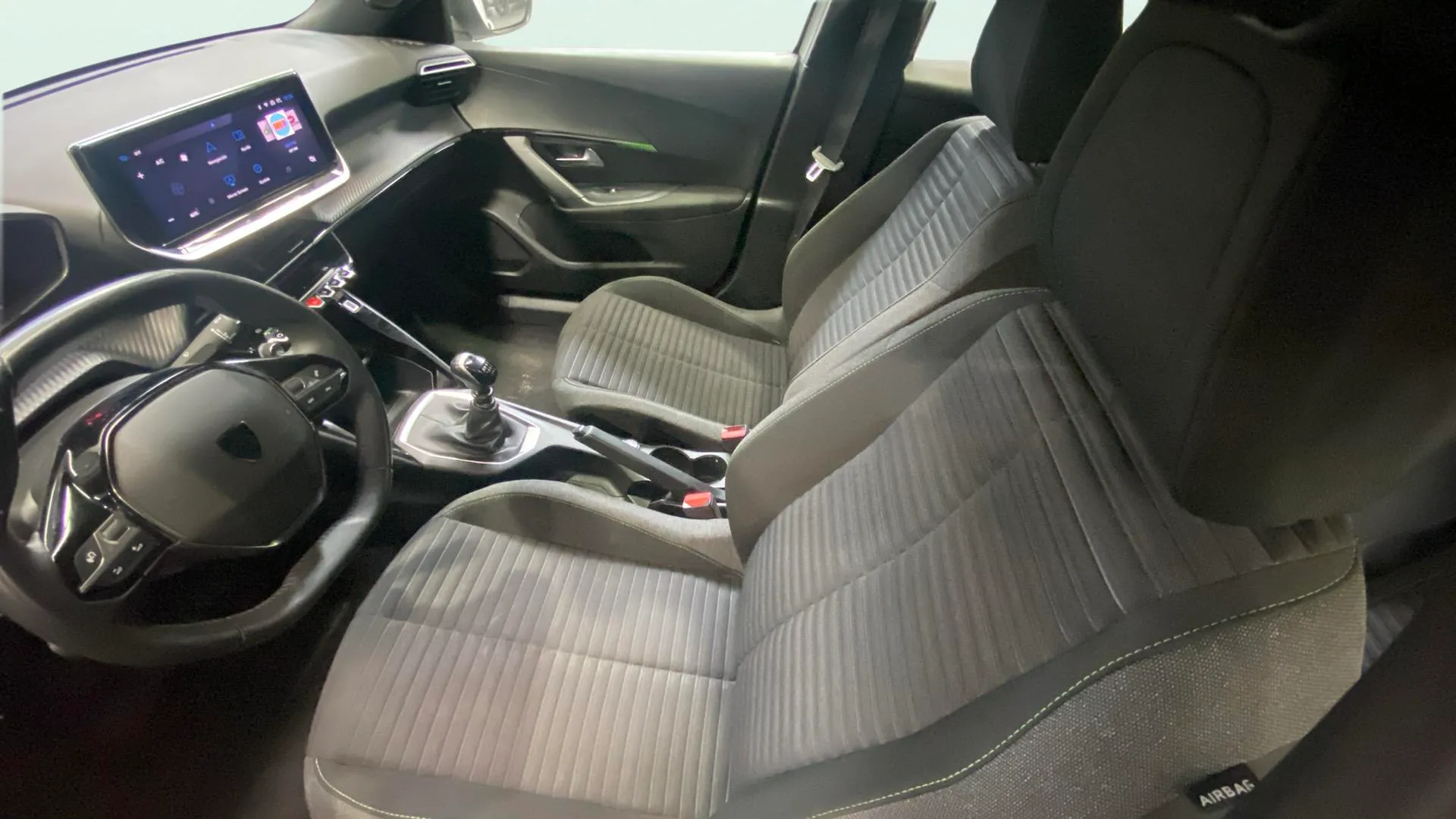 Peugeot 2008 Active PureTech 100 - foto 9