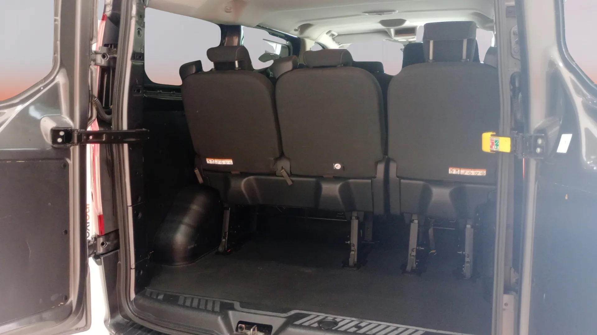 Ford Transit Custom Kombi 2.0 TDCi L1 Trend - foto 10