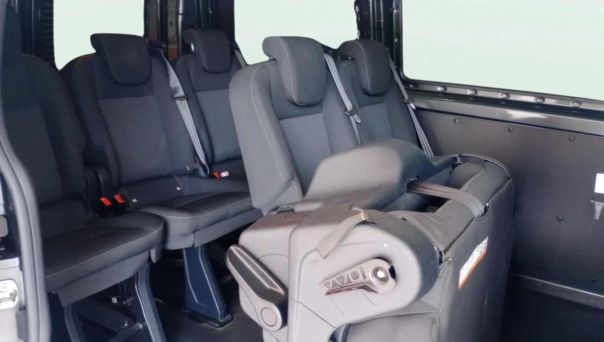 Ford Transit Custom Kombi 2.0 TDCi L1 Trend - foto 9