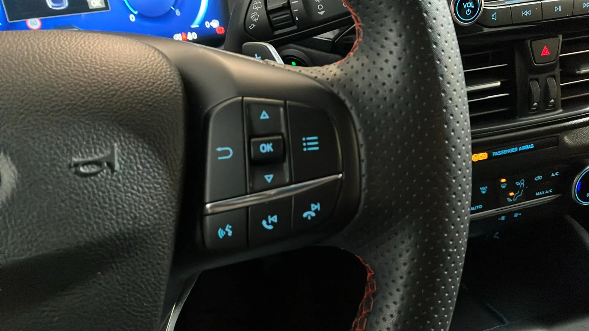 Ford Kuga ST-Line 2.0 EcoBlue - foto 17