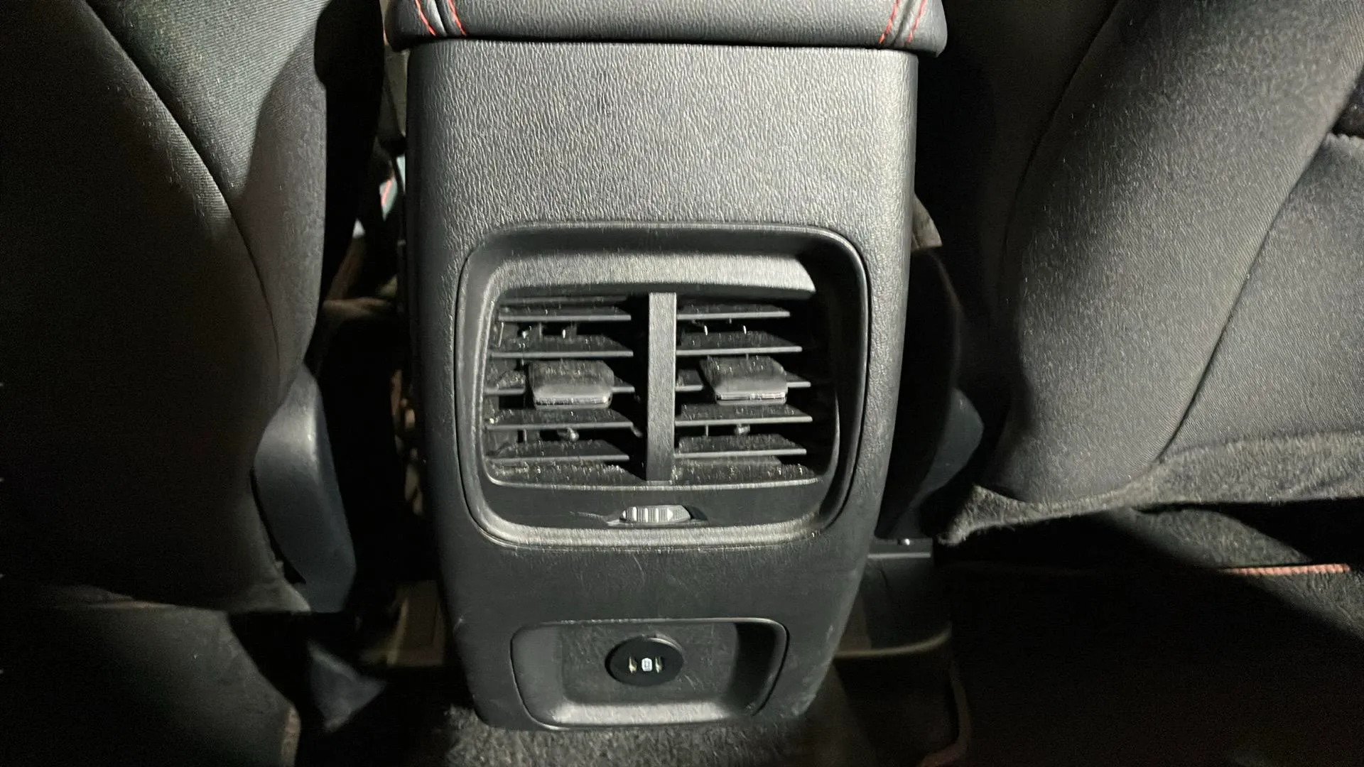 Ford Kuga ST-Line 2.0 EcoBlue - foto 19