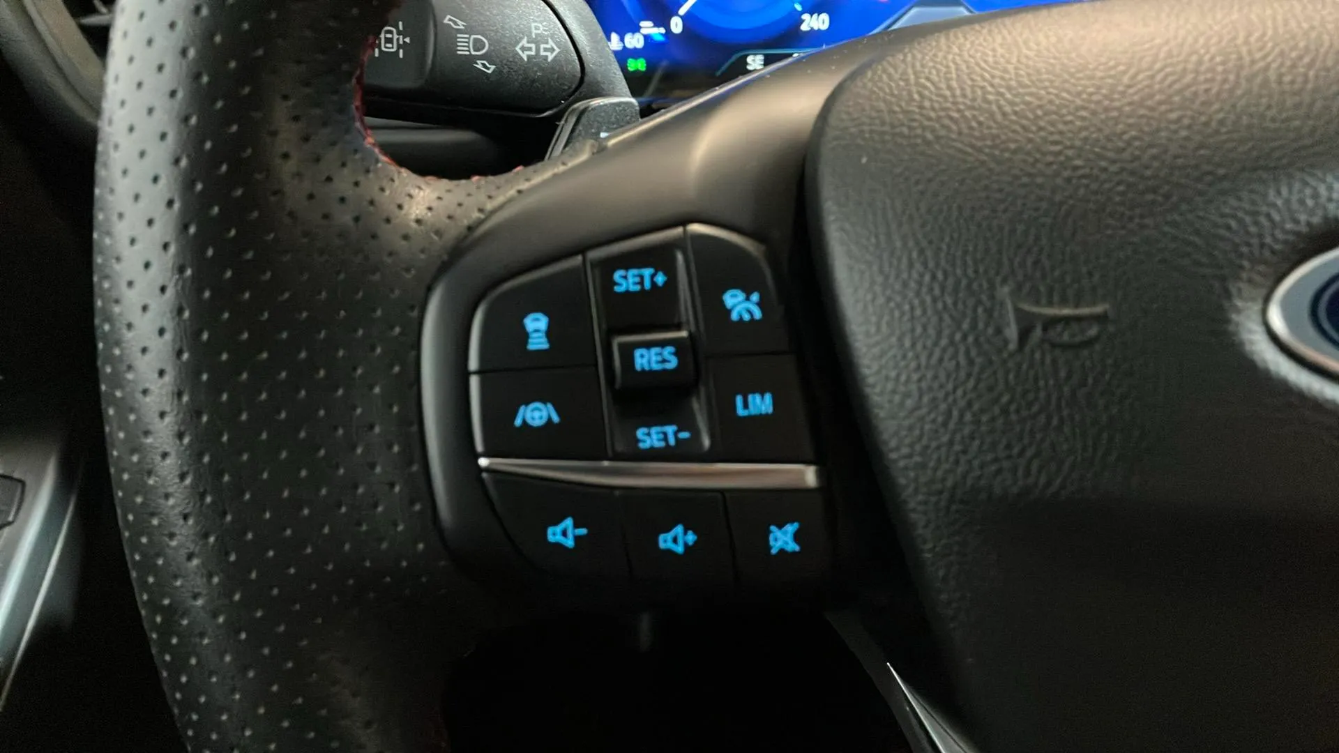 Ford Kuga ST-Line 2.0 EcoBlue - foto 16