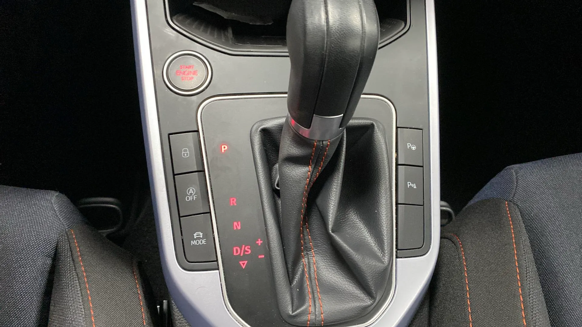 SEAT Arona 1.0 TSI DSG FR XL - foto 15