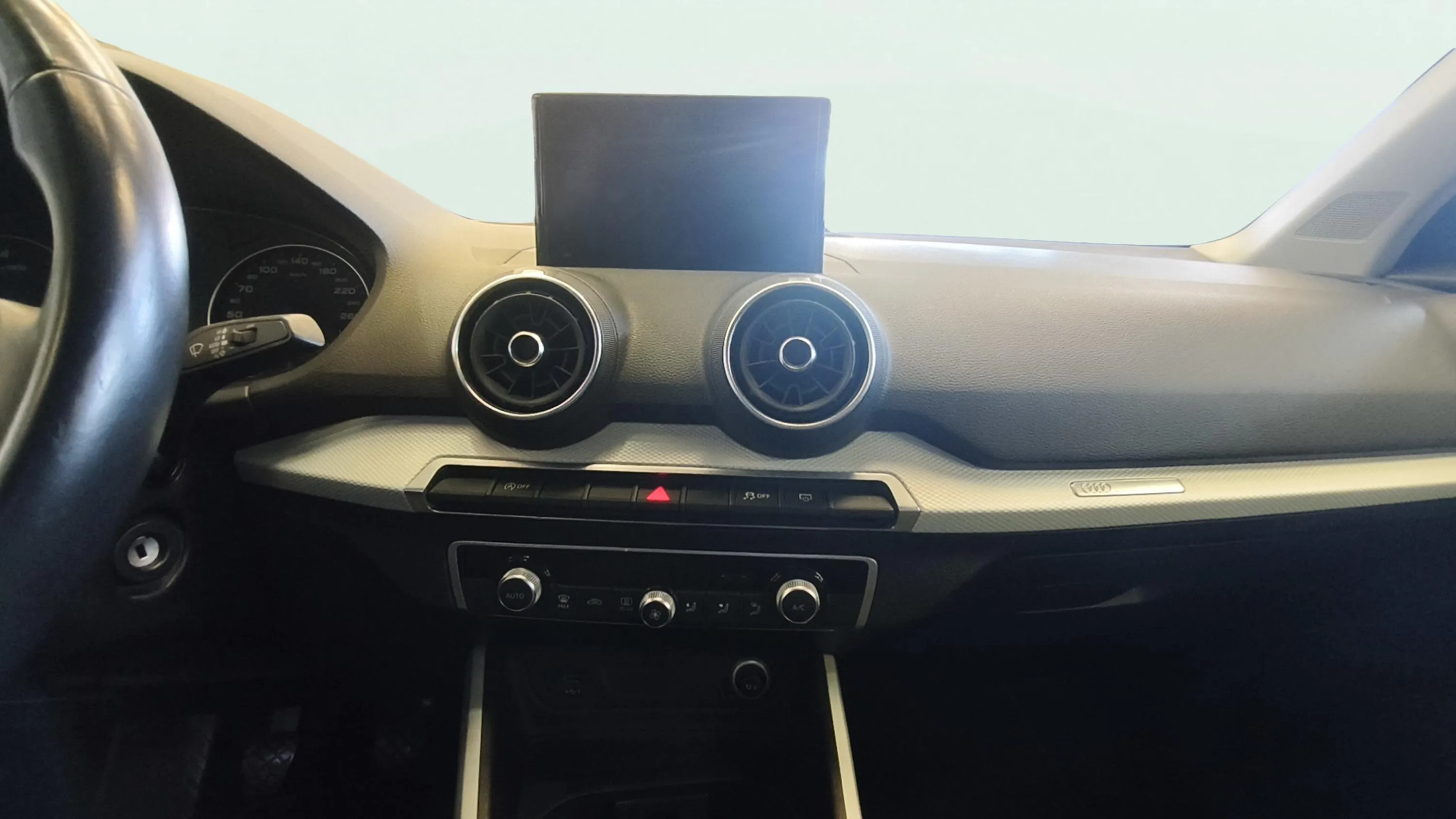 Audi Q2 Design 30 TDI - foto 21