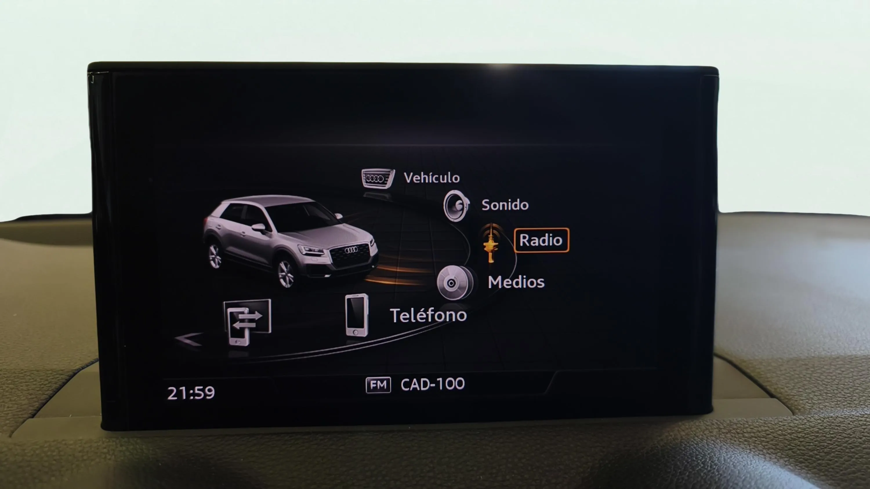 Audi Q2 Design 30 TDI - foto 27