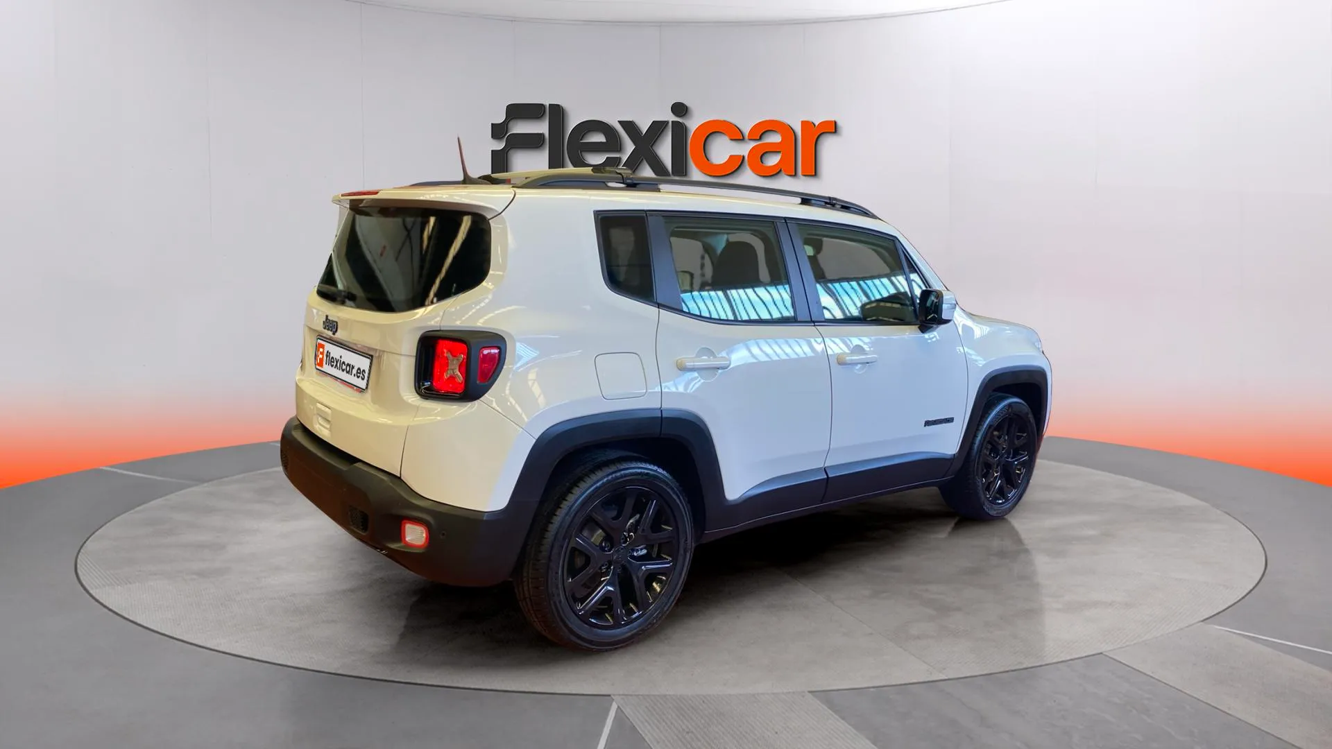 Jeep Renegade Night Eagle II 1.0G MT6 4x2 - foto 7