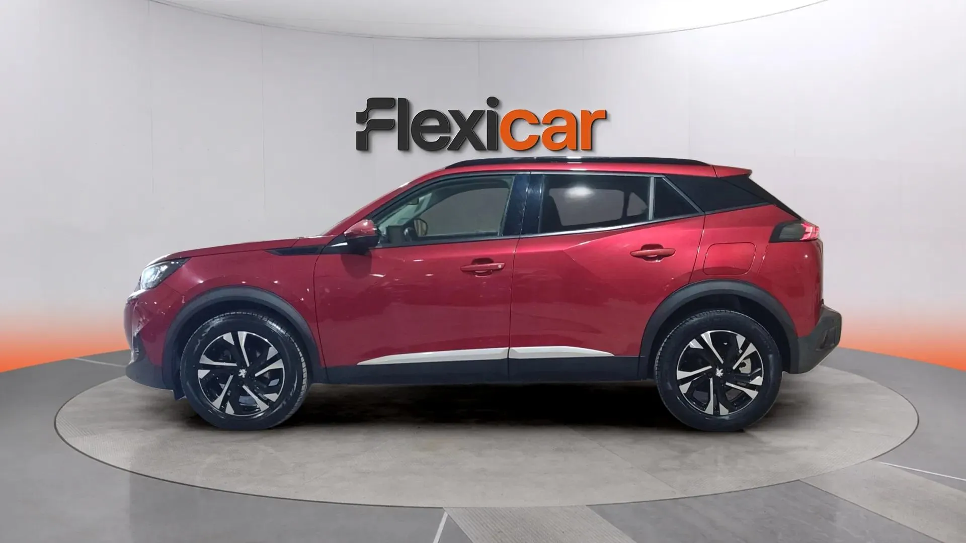 Peugeot 2008 Allure Pack PureTech 130 BVM6 - foto 4