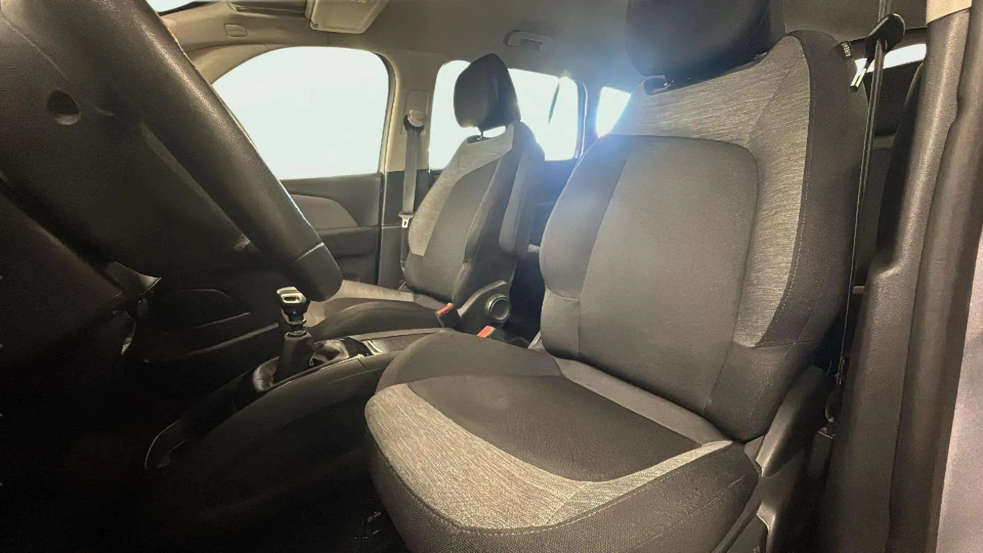 Citroën Grand C4 Spacetourer 1.5 BlueHDi C-Series - foto 18