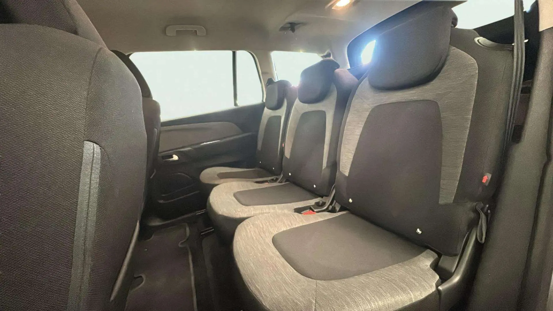 Citroën Grand C4 Spacetourer 1.5 BlueHDi C-Series - foto 19