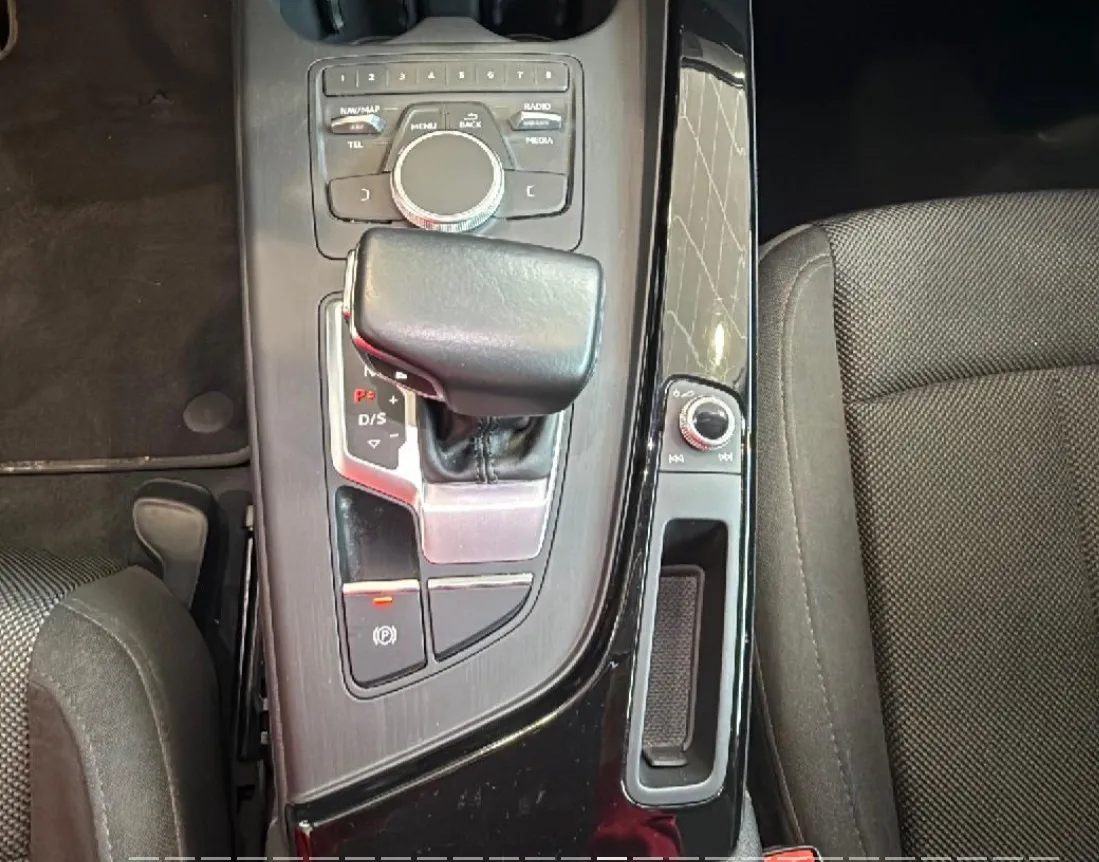 Audi A4 2.0 TDI S tronic - foto 11