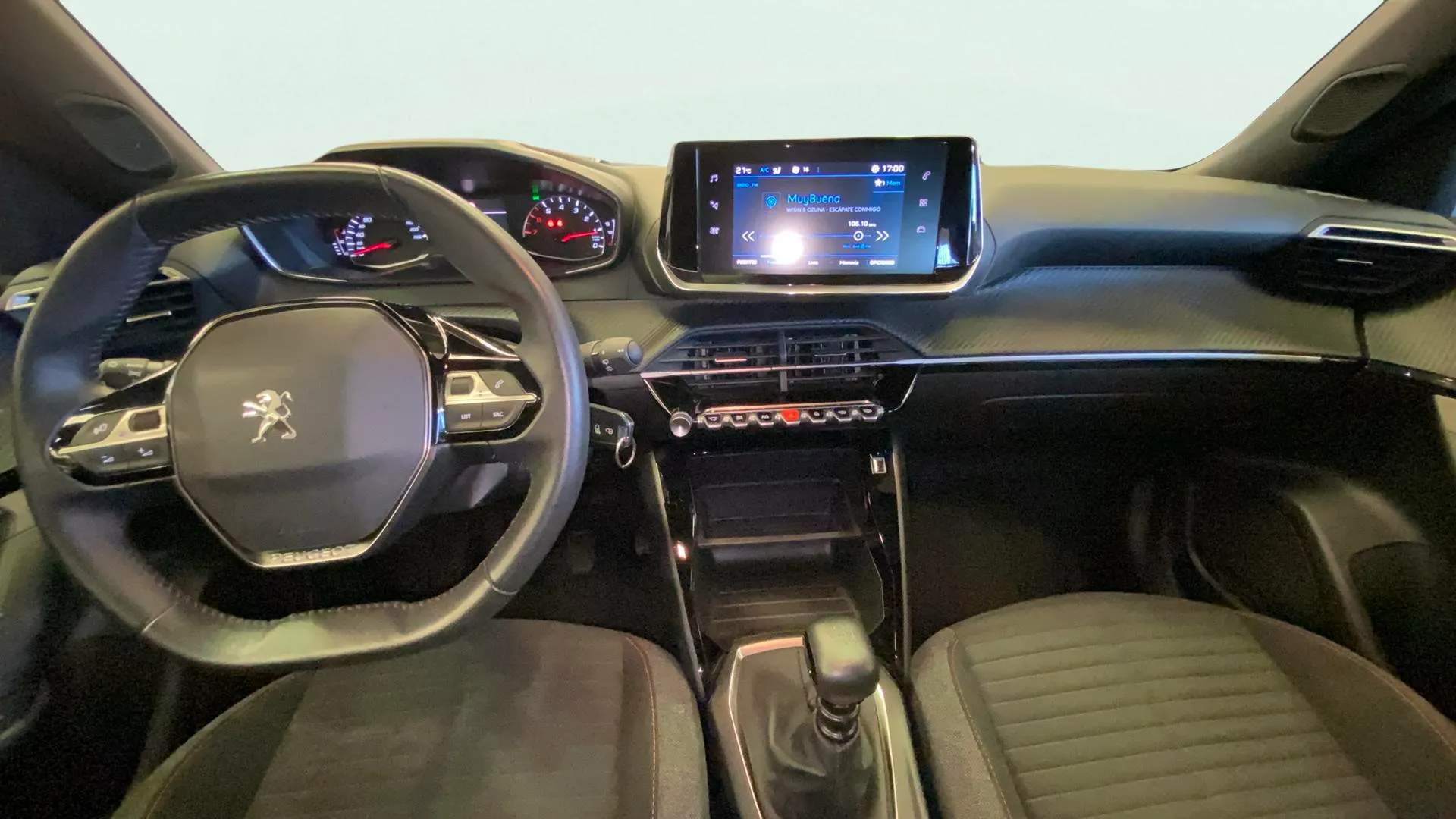 Peugeot 2008 Active BlueHDi 130 EAT8 - foto 17