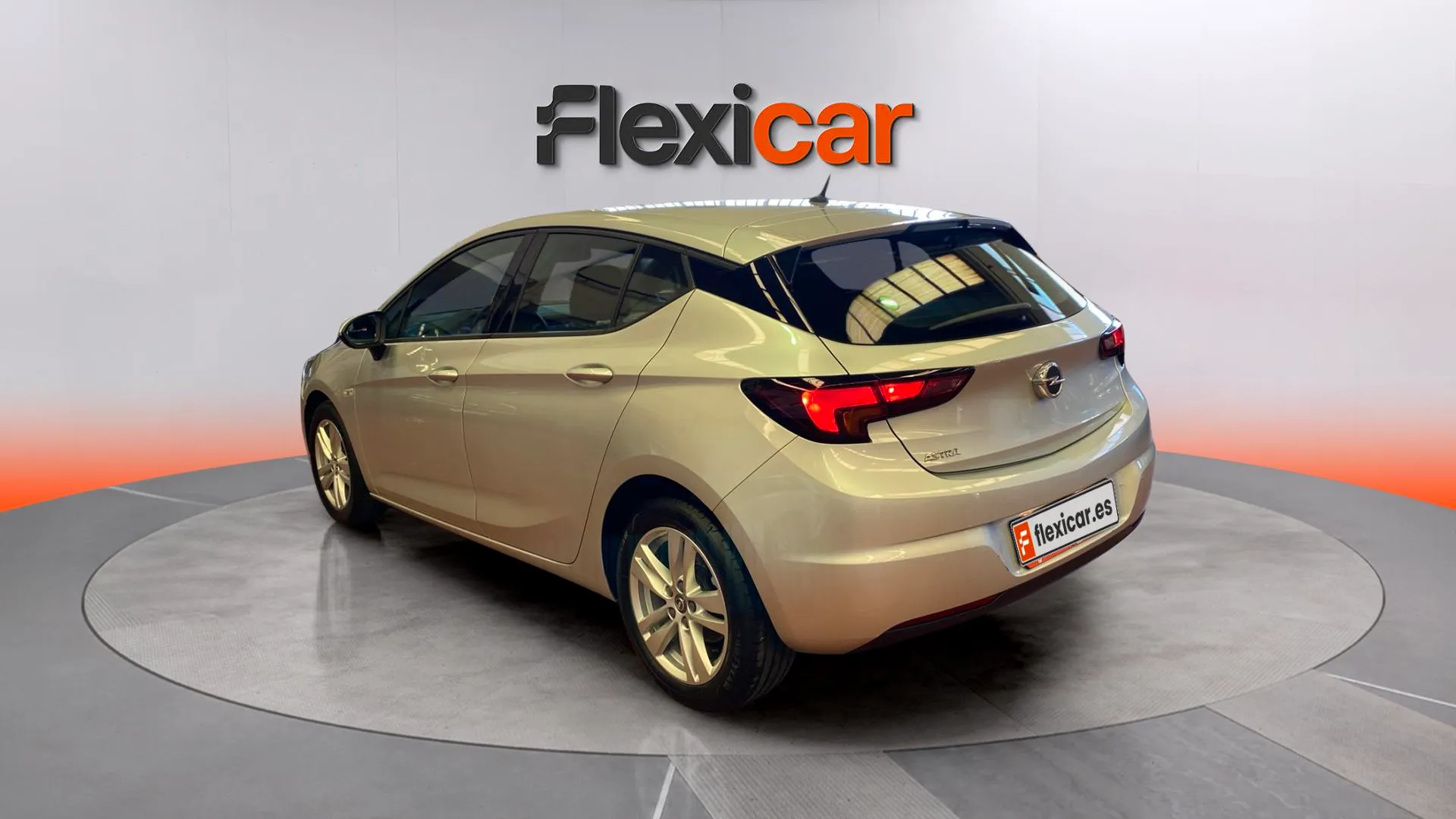 Opel Astra 1.2T SHR Ultimate - foto 5