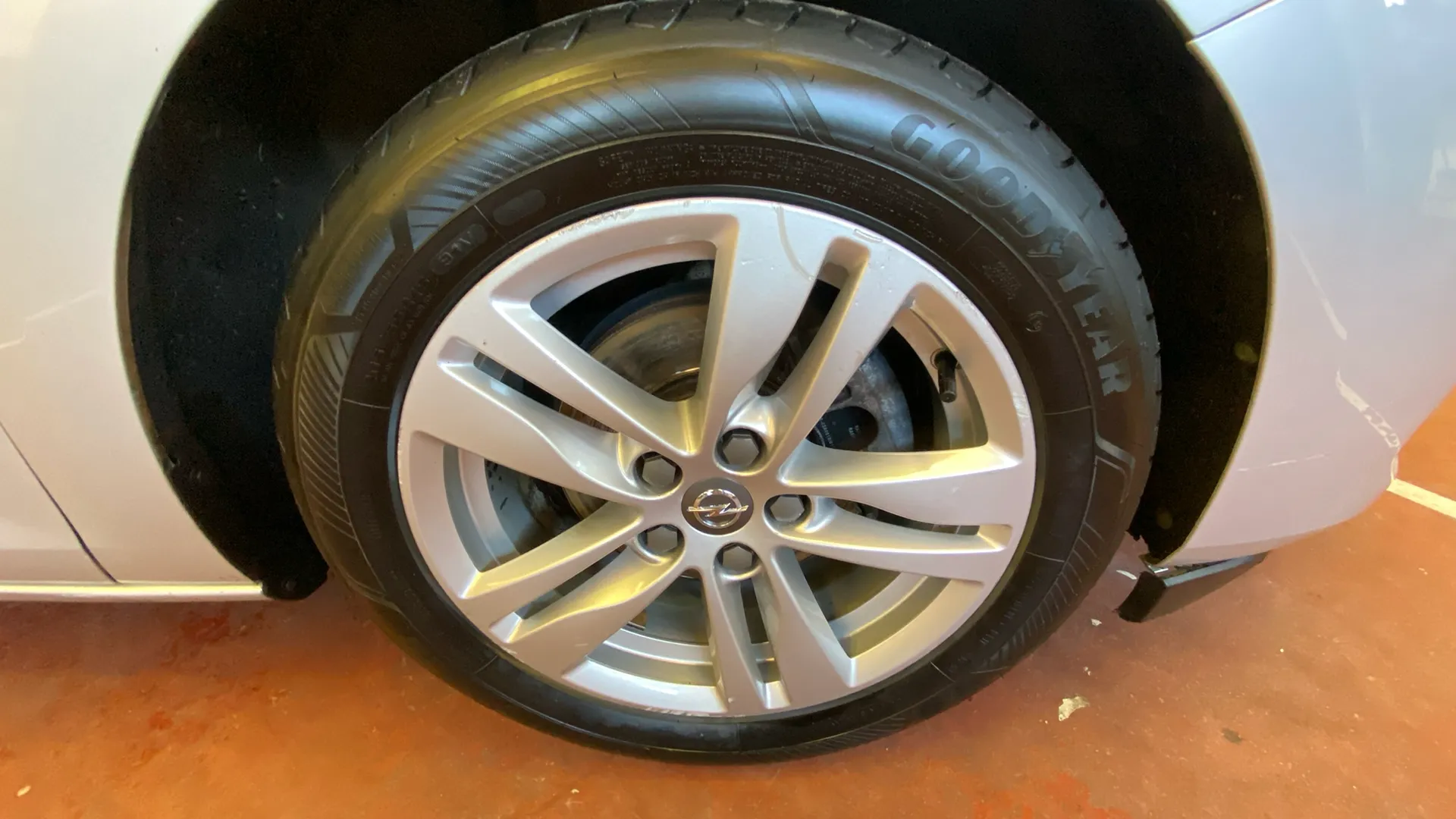 Opel Astra 1.2T SHR Ultimate - foto 10
