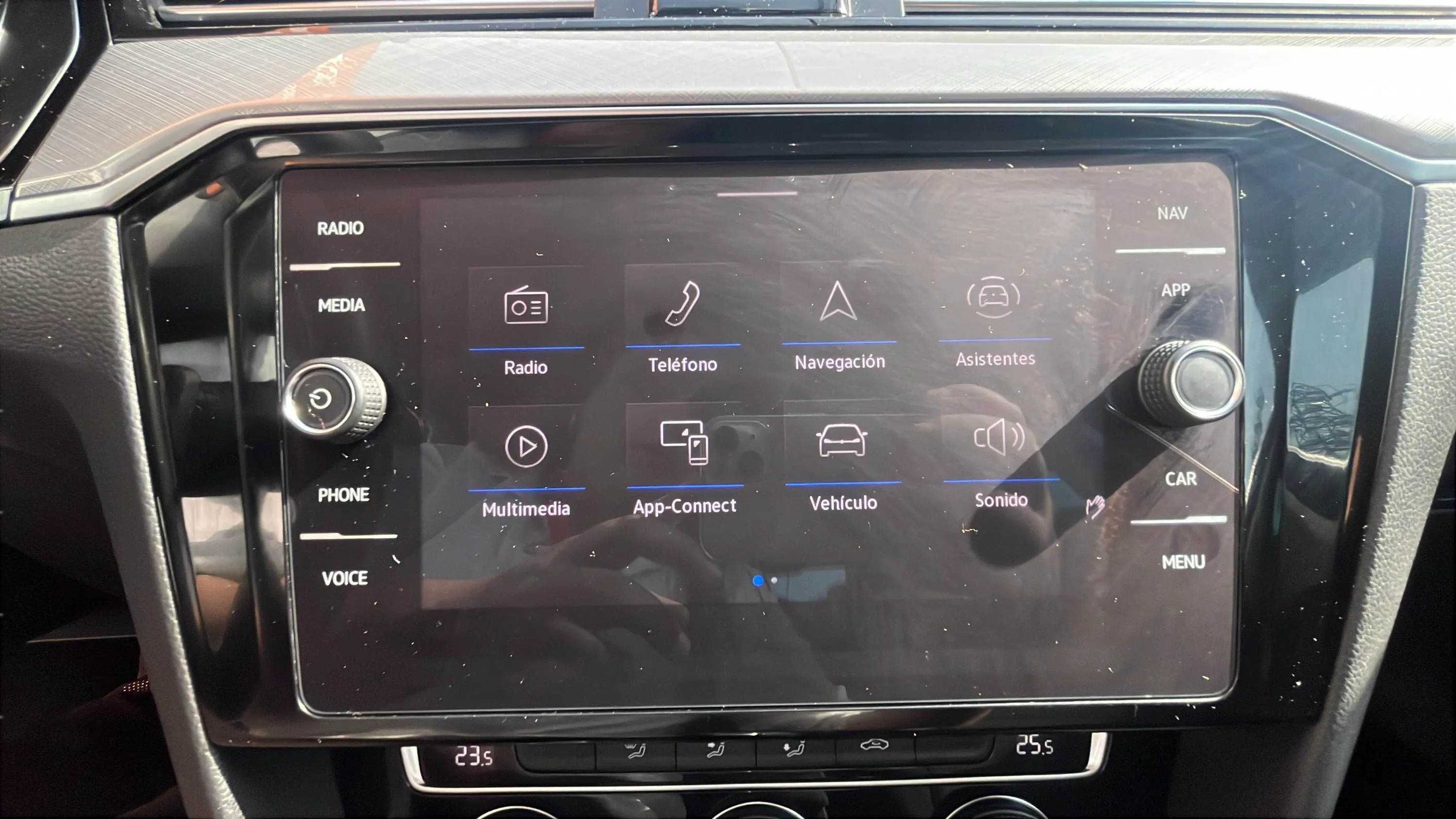 Volkswagen Passat Variant Executive 1.6 TDI DSG - foto 18