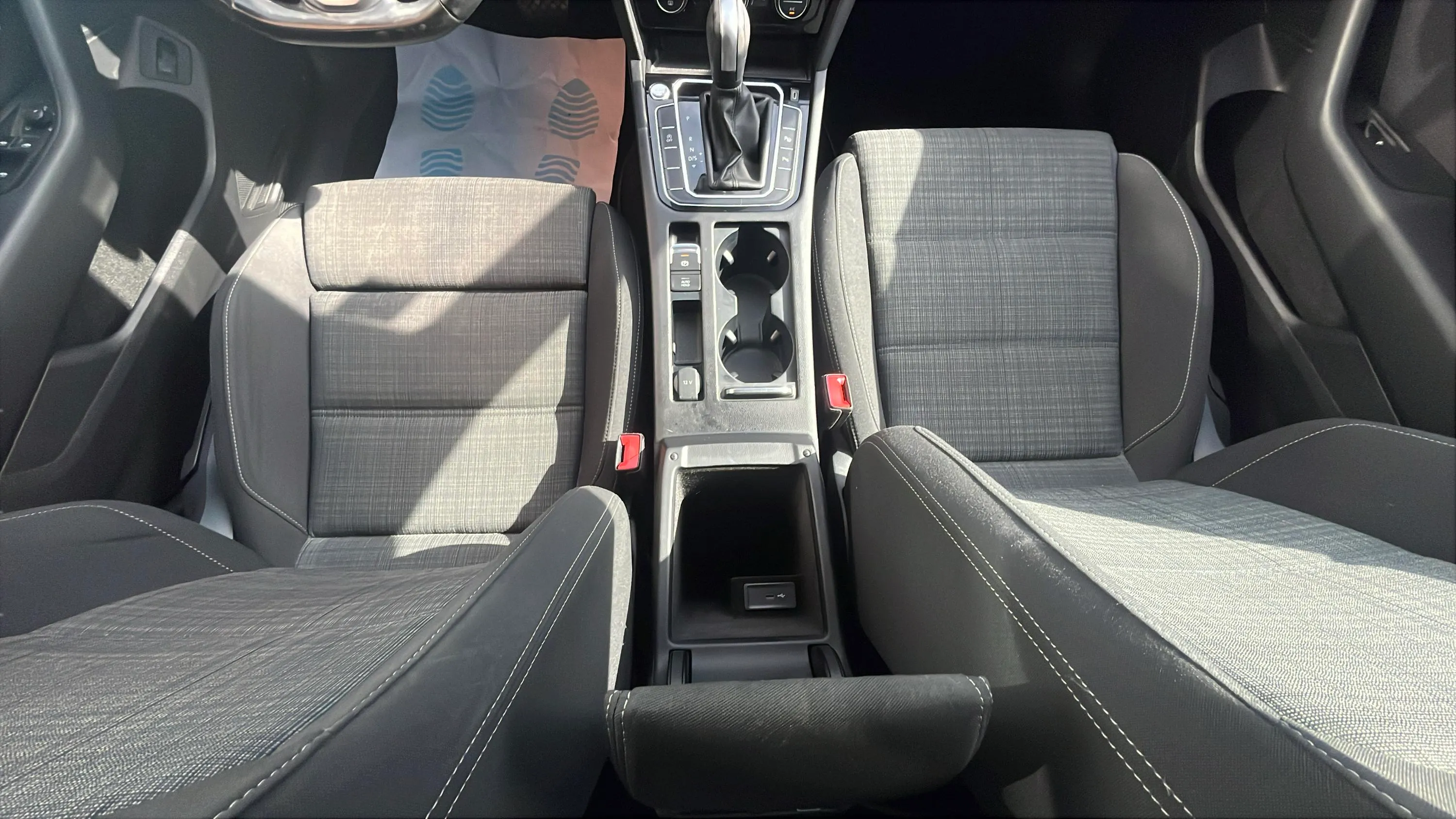 Volkswagen Passat Variant Executive 1.6 TDI DSG - foto 23