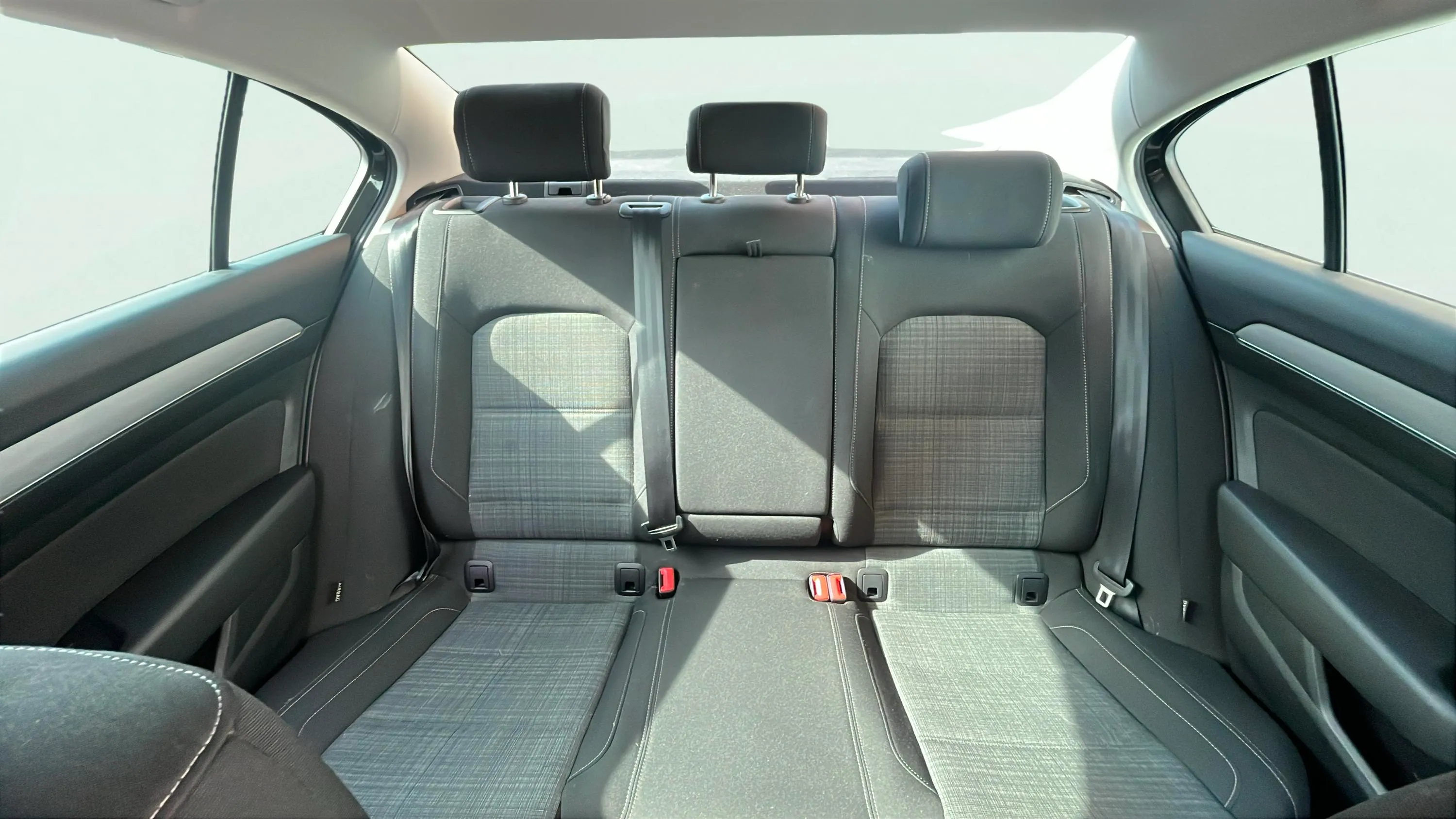 Volkswagen Passat Variant Executive 1.6 TDI DSG - foto 22