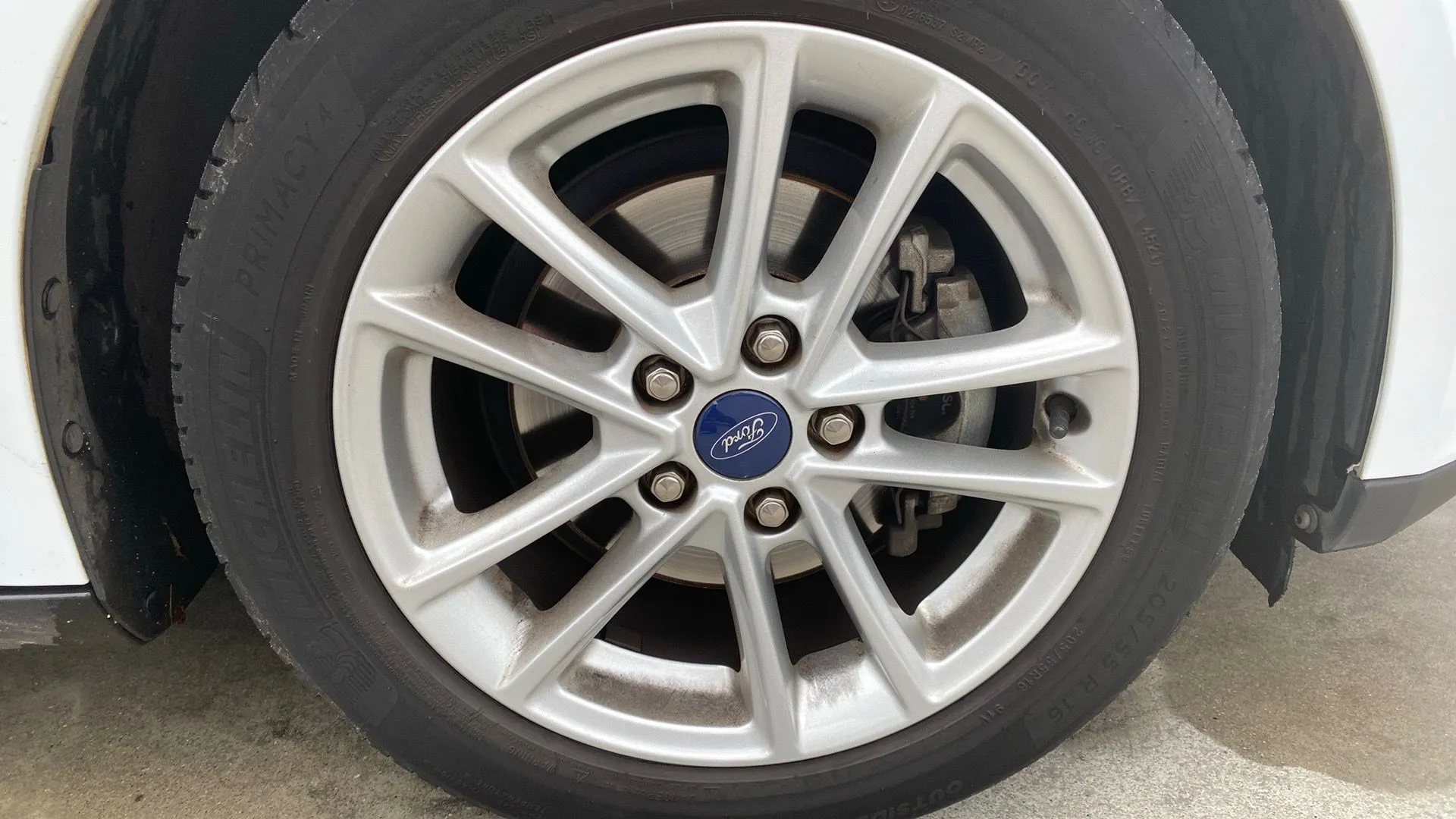 Ford Focus 1.0 EcoBoost -St.-St. Trend+ - foto 28