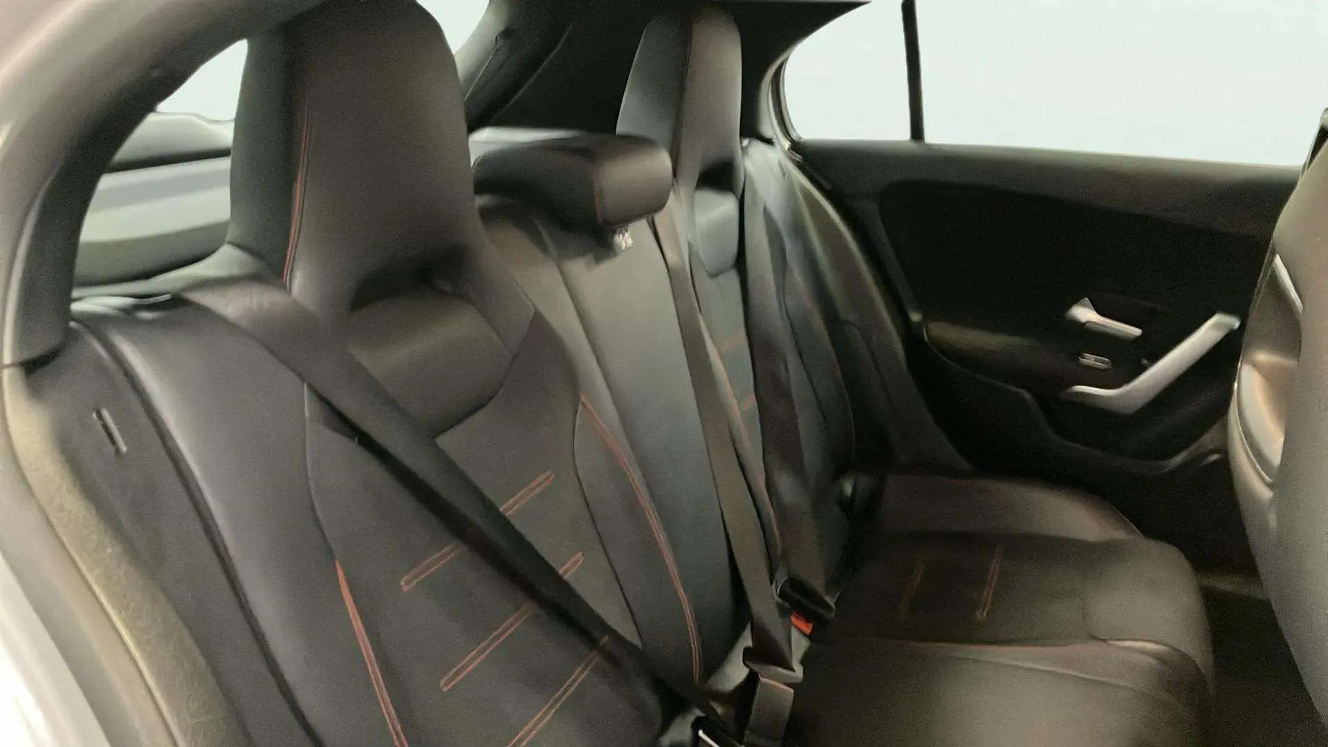 Mercedes-Benz Clase A A 180 d - foto 13