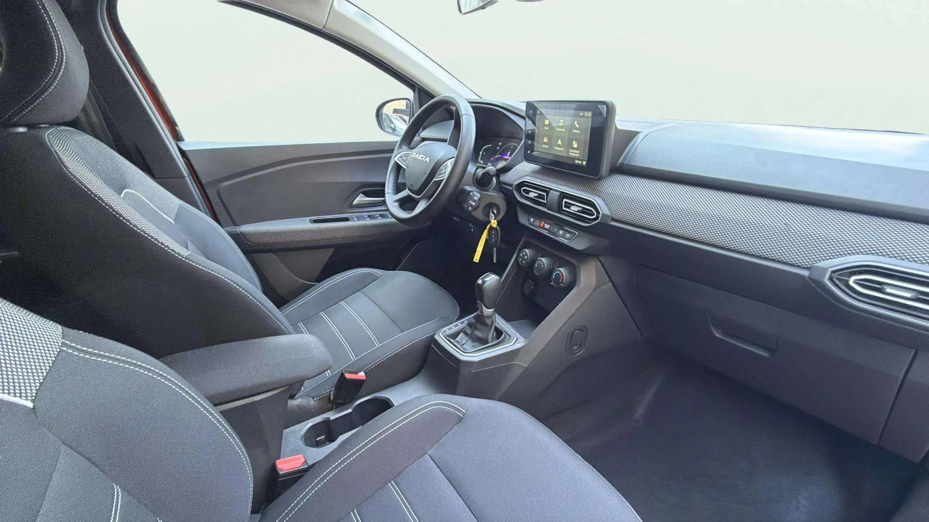 Dacia Jogger S.L Extreme Hybrid 5 plazas - foto 14